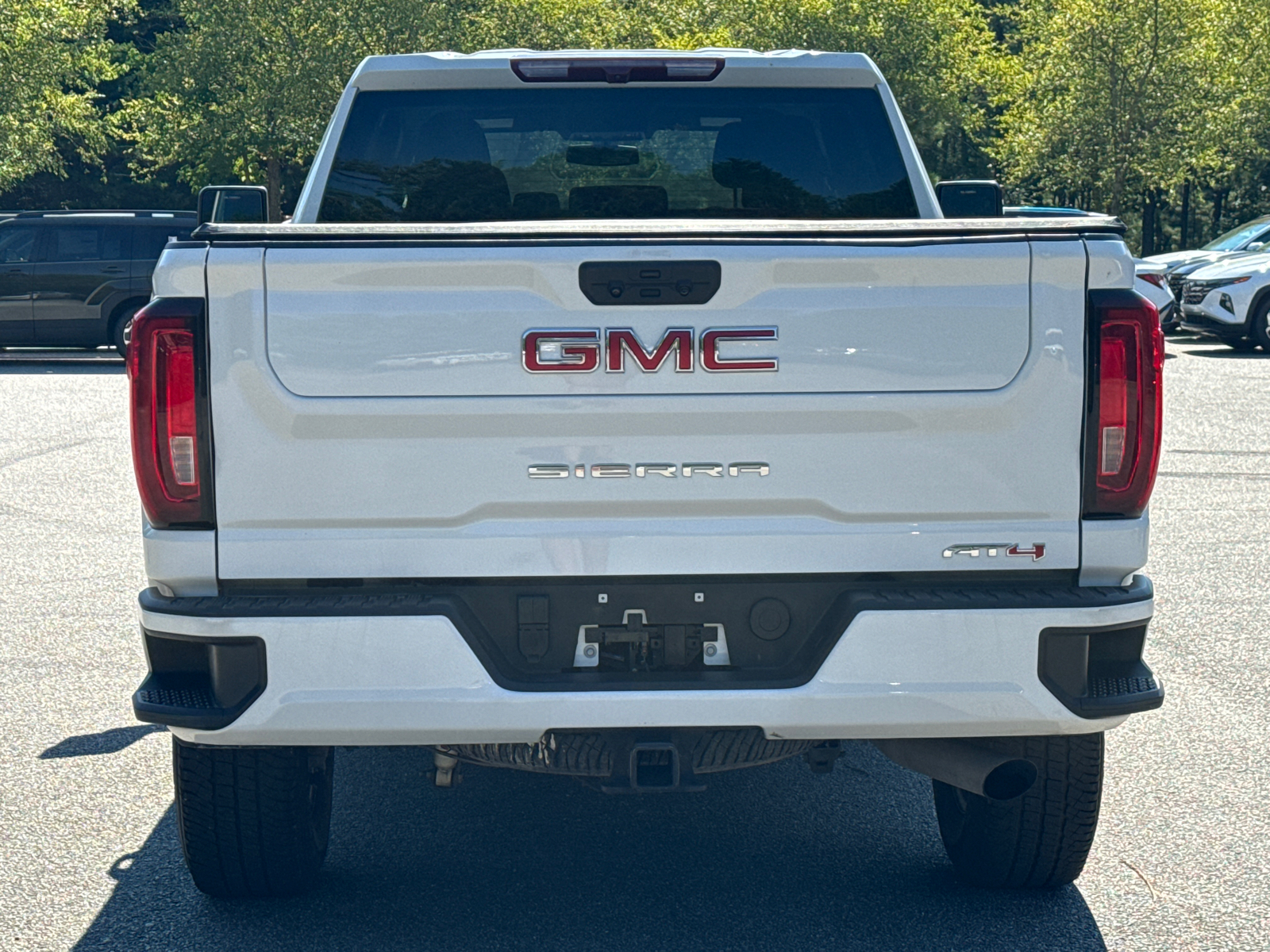 2023 GMC Sierra 2500HD AT4 8