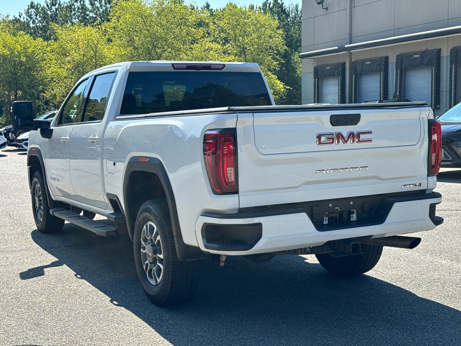 2023 GMC Sierra 2500HD AT4 9