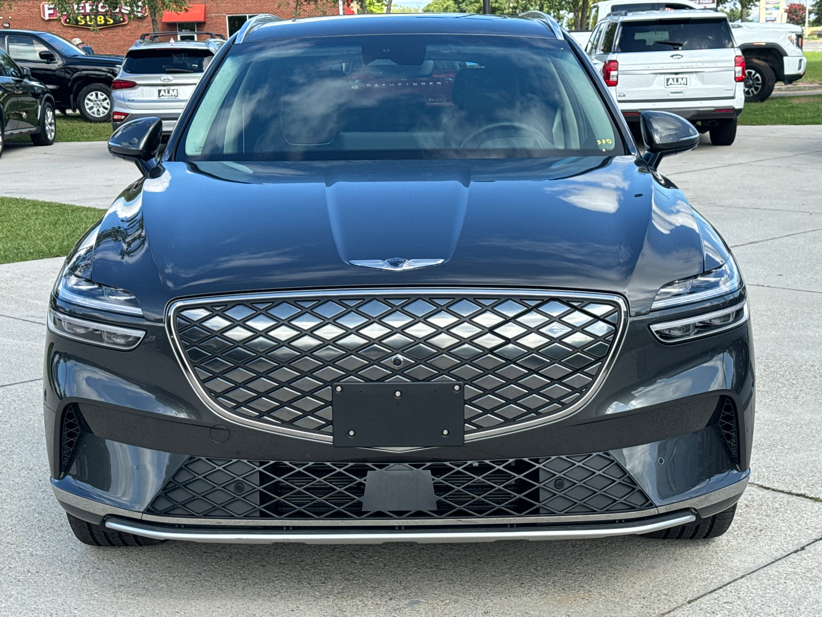 2023 Genesis Electrified GV70 Advanced 3