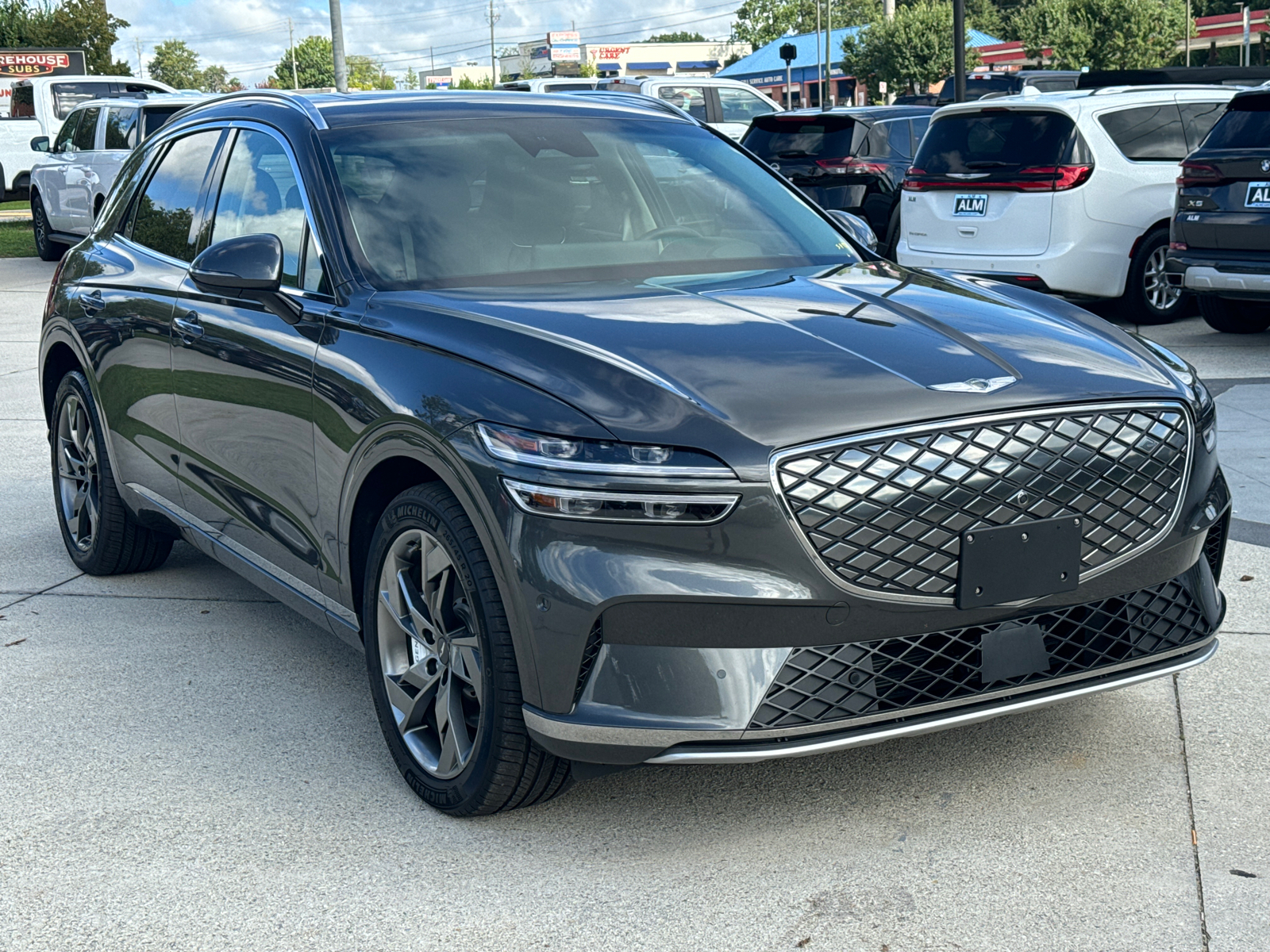 2023 Genesis Electrified GV70 Advanced 4