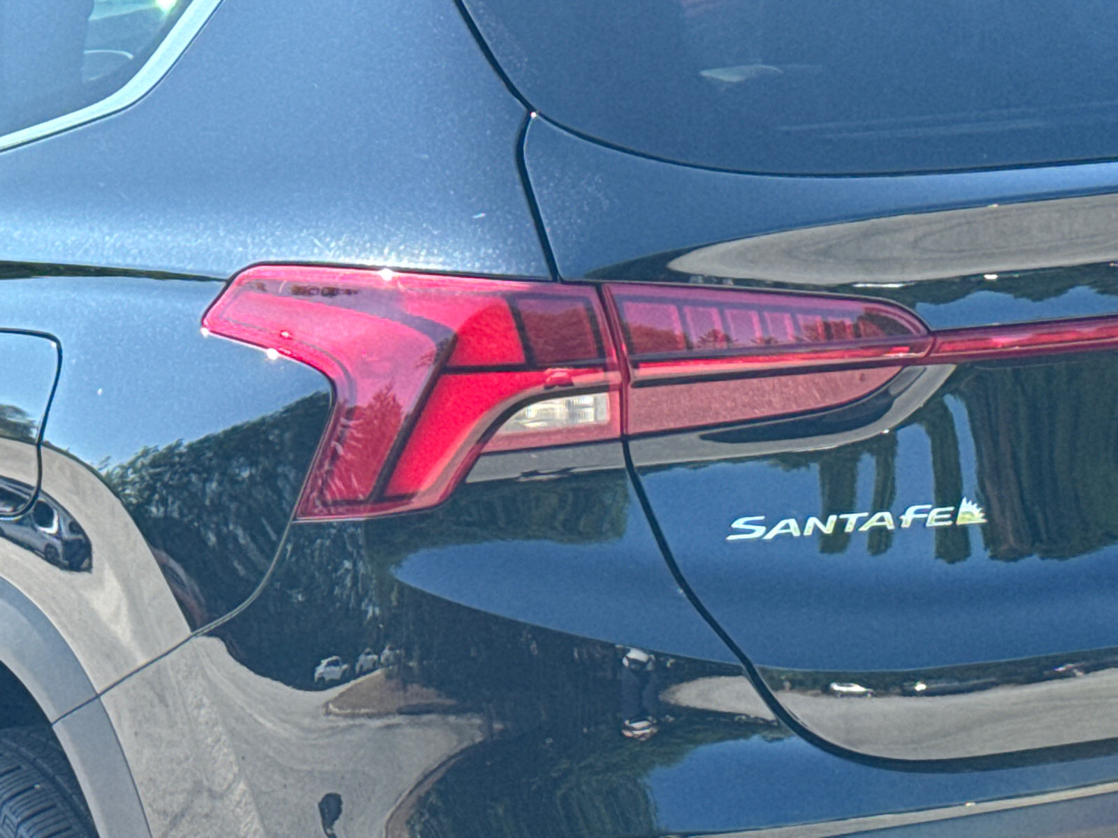 2023 Hyundai Santa Fe Hybrid Limited 10