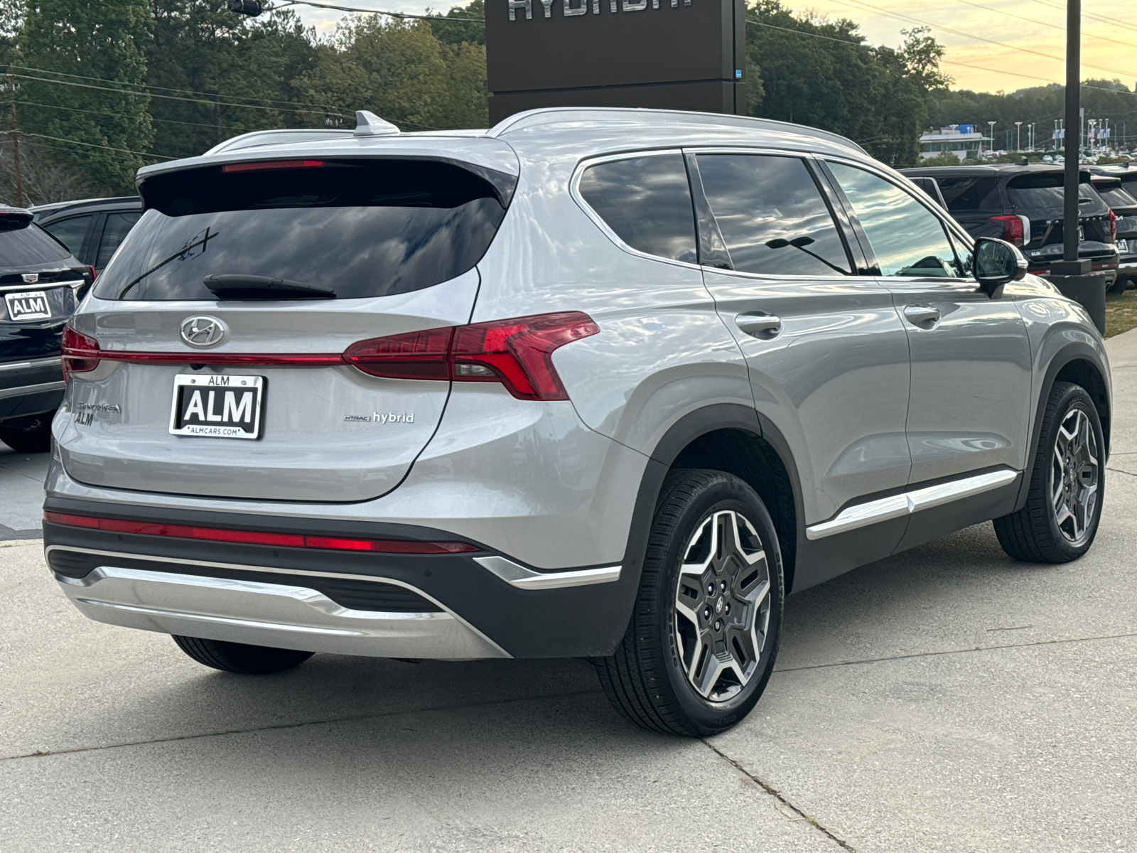 2023 Hyundai Santa Fe Hybrid Limited 5