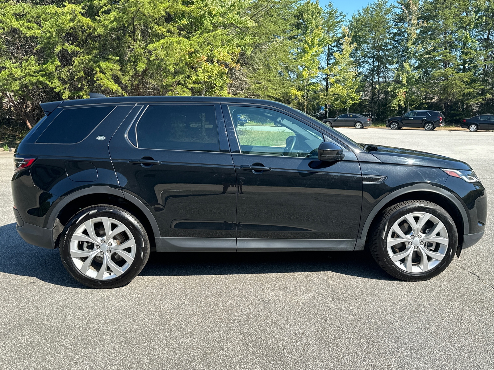 2023 Land Rover Discovery Sport SE 4