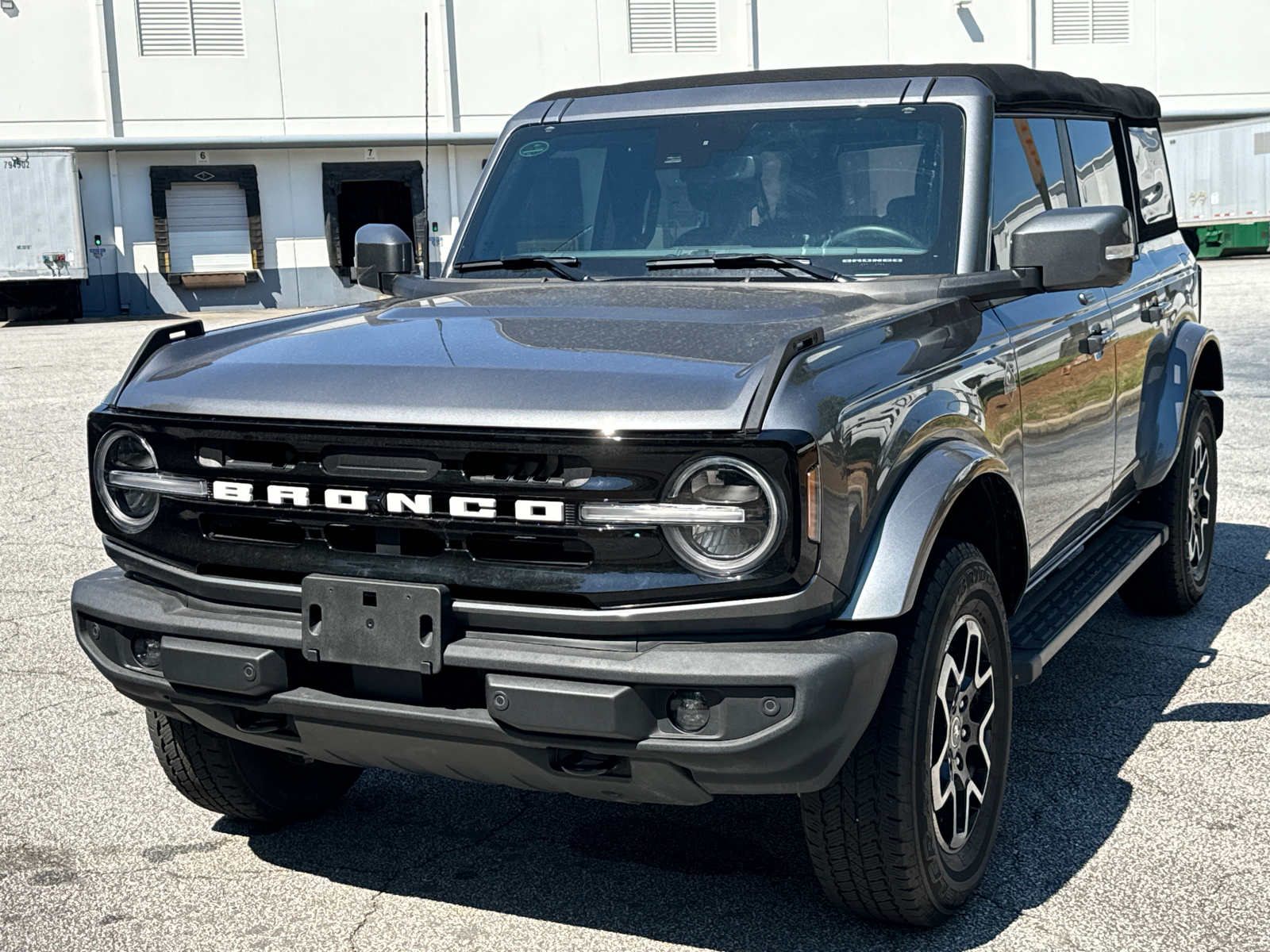 2023 Ford Bronco Outer Banks 1