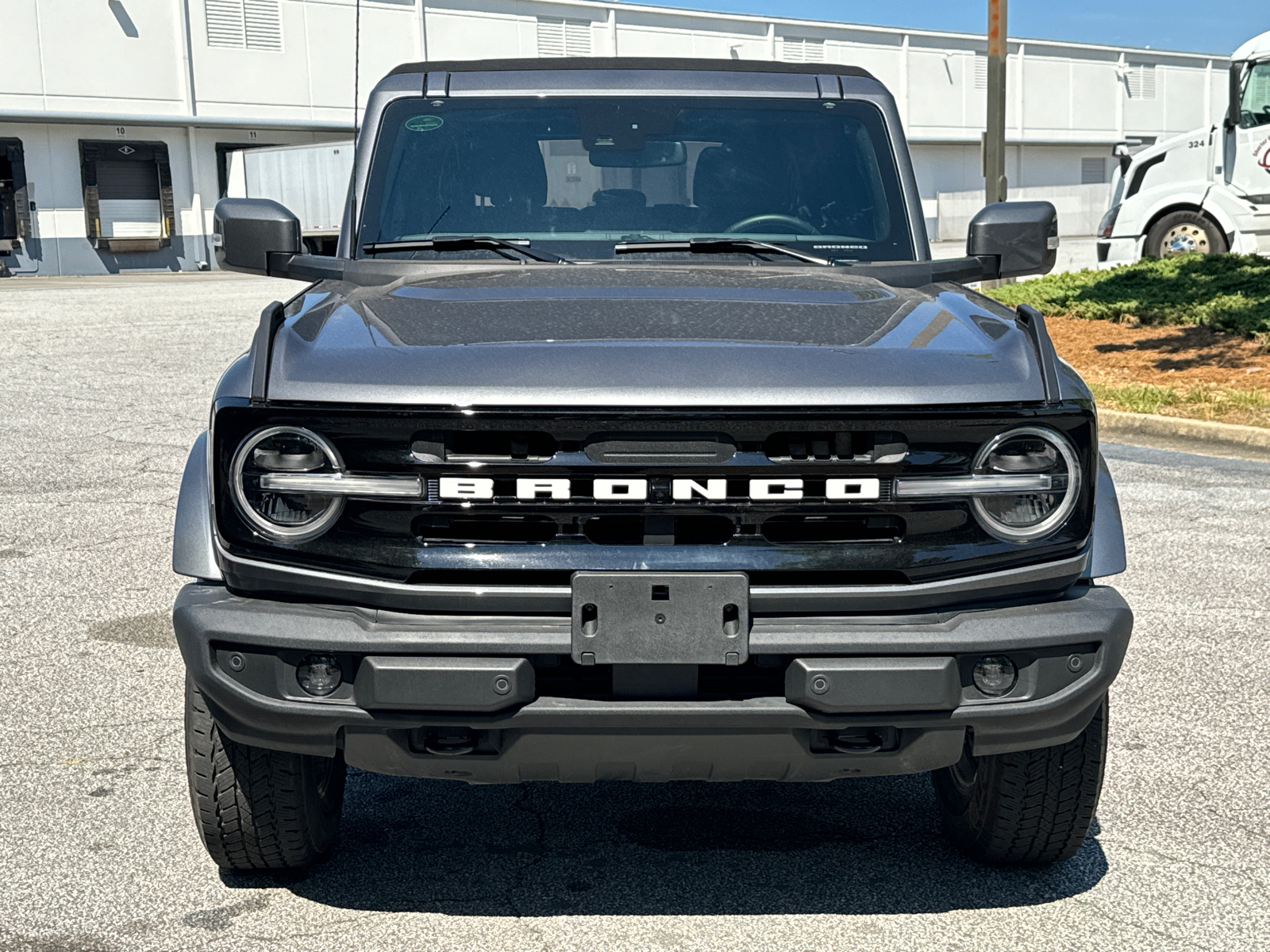 2023 Ford Bronco Outer Banks 3