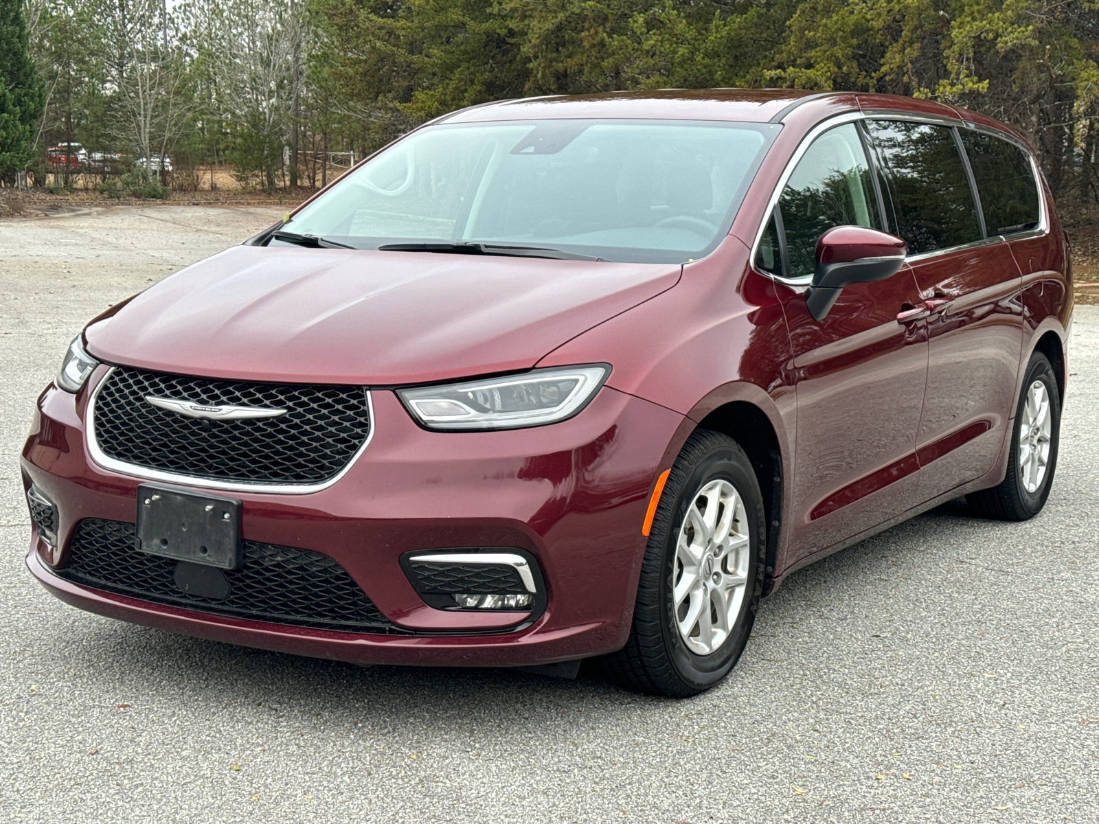 2023 Chrysler Pacifica Touring L 1