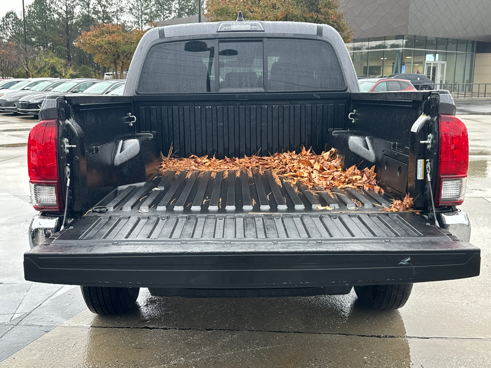 2023 Toyota Tacoma SR5 18