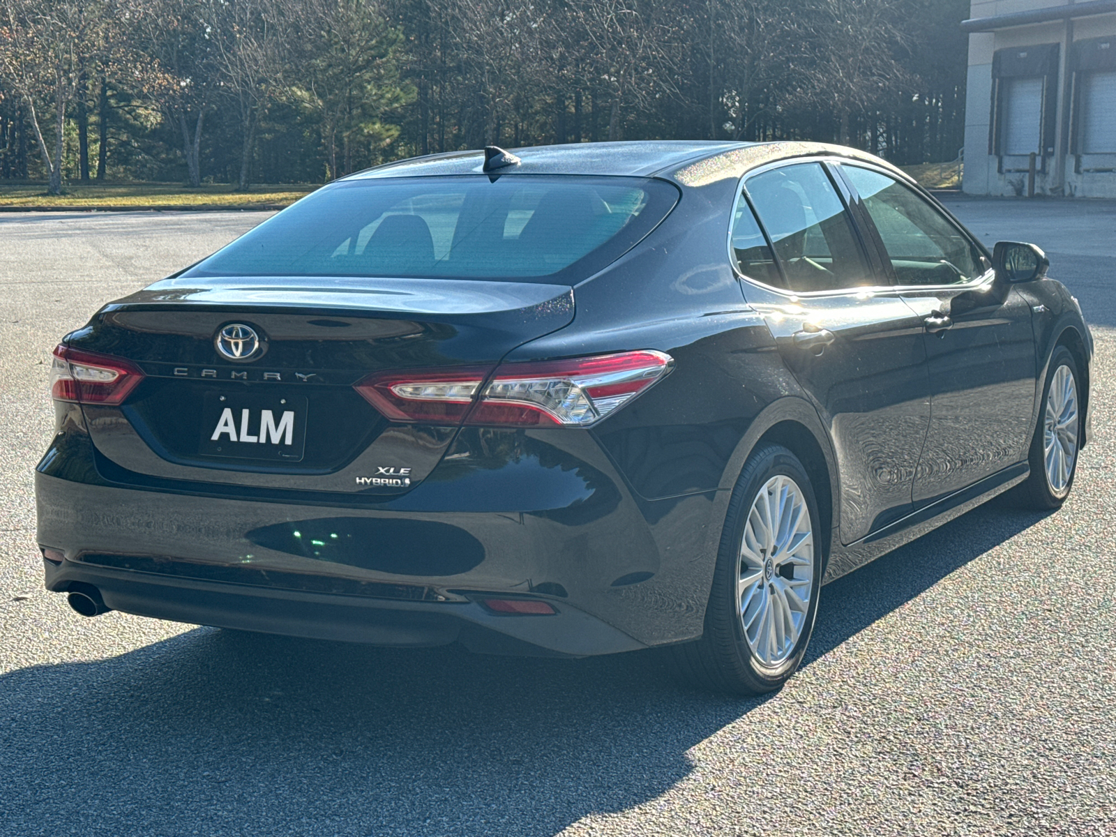 2020 Toyota Camry Hybrid XLE 5