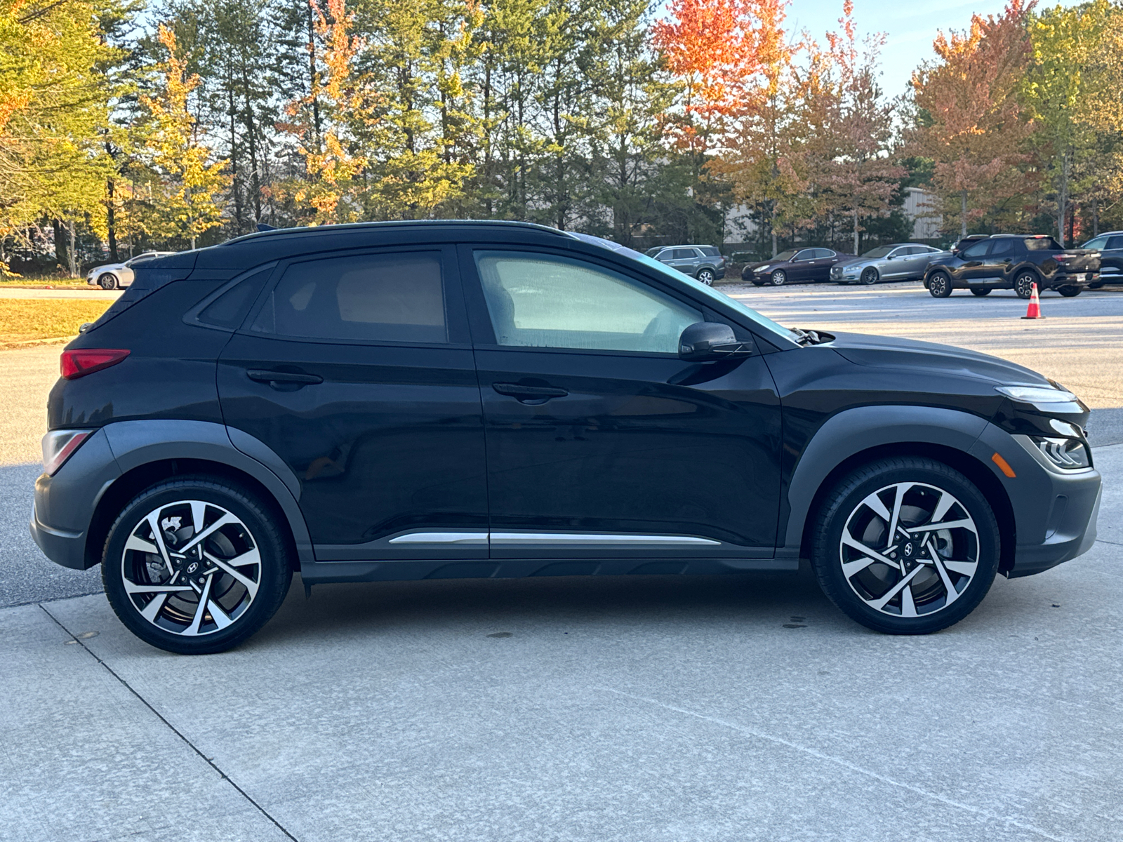 2023 Hyundai Kona Limited 4