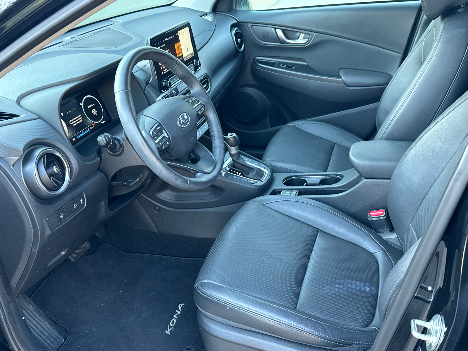 2023 Hyundai Kona Limited 9