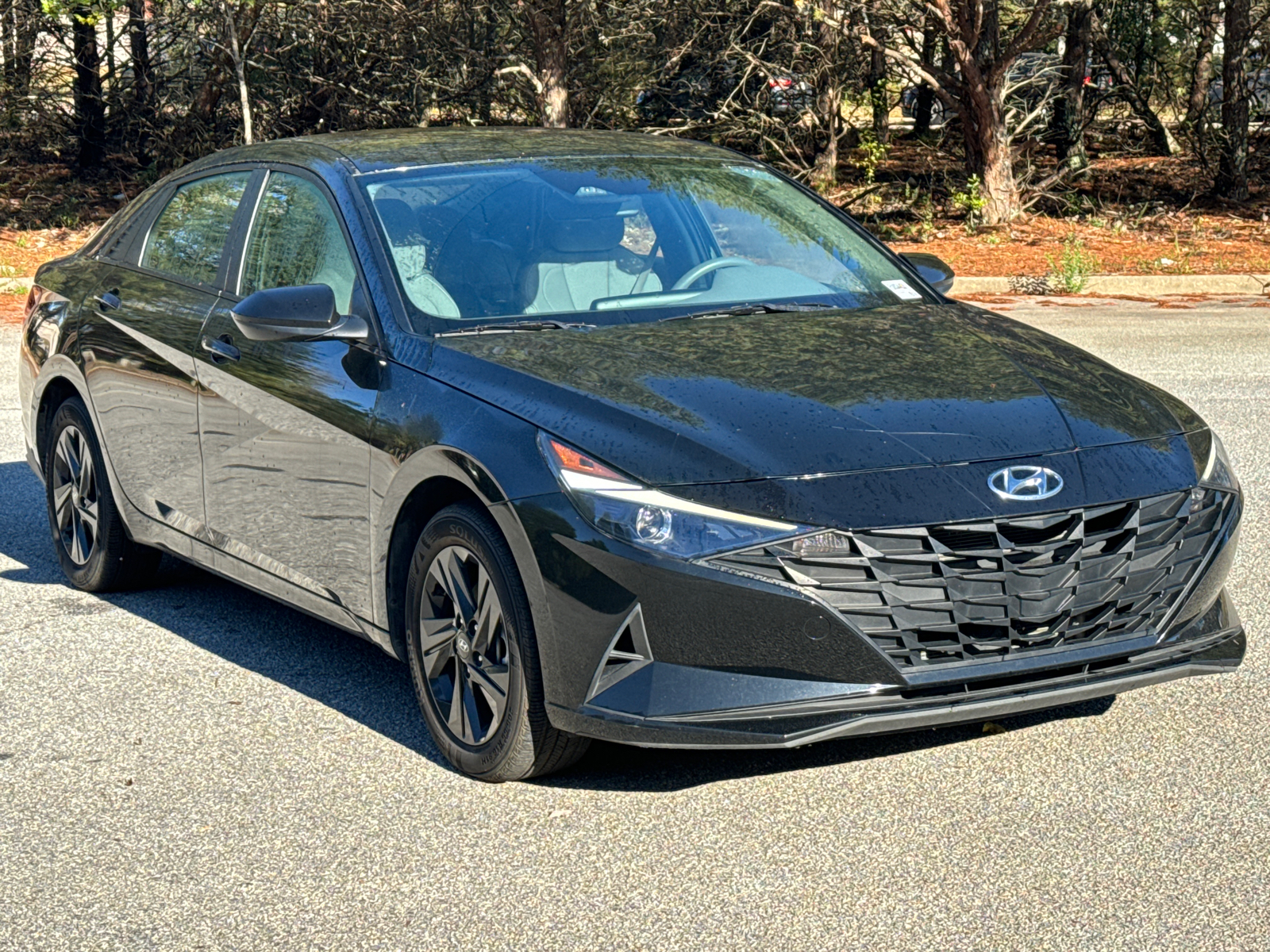 2023 Hyundai Elantra Hybrid Blue 3