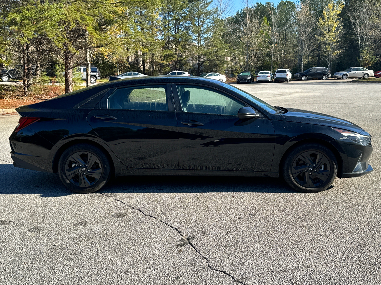 2023 Hyundai Elantra Hybrid Blue 4