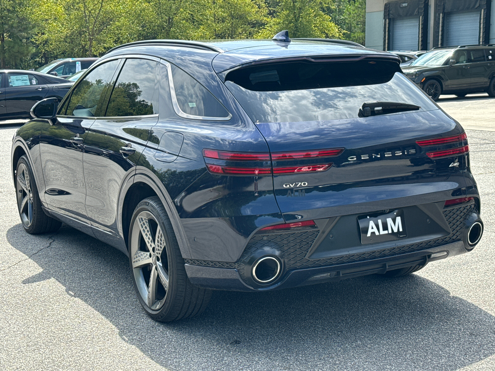 2023 Genesis GV70 2.5T 9