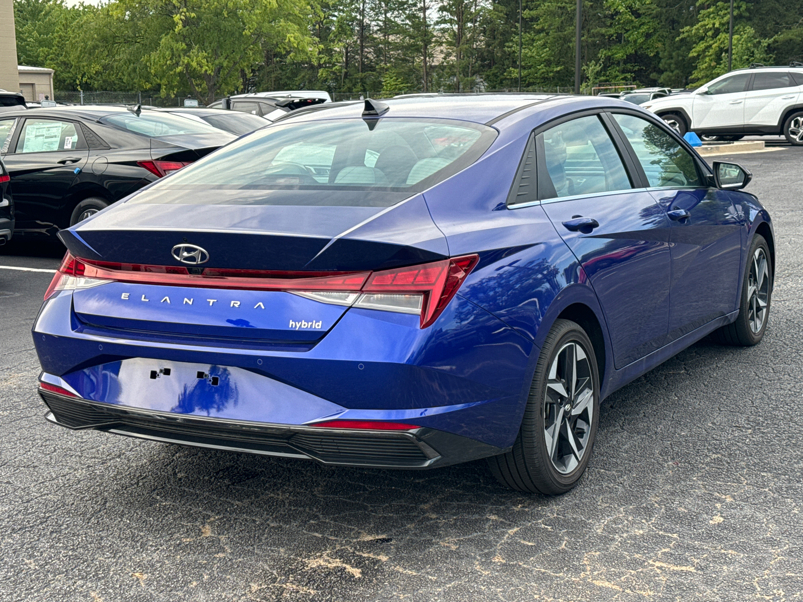 2023 Hyundai Elantra Hybrid Limited 5