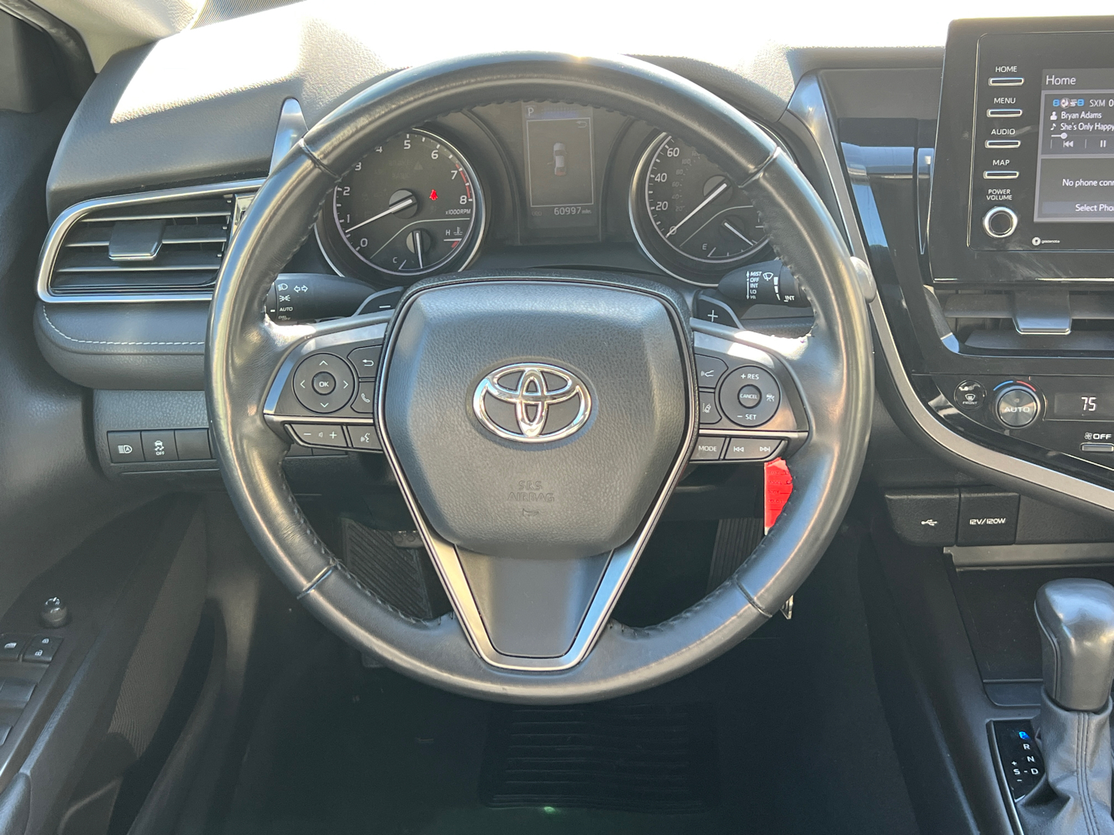 2023 Toyota Camry SE 23