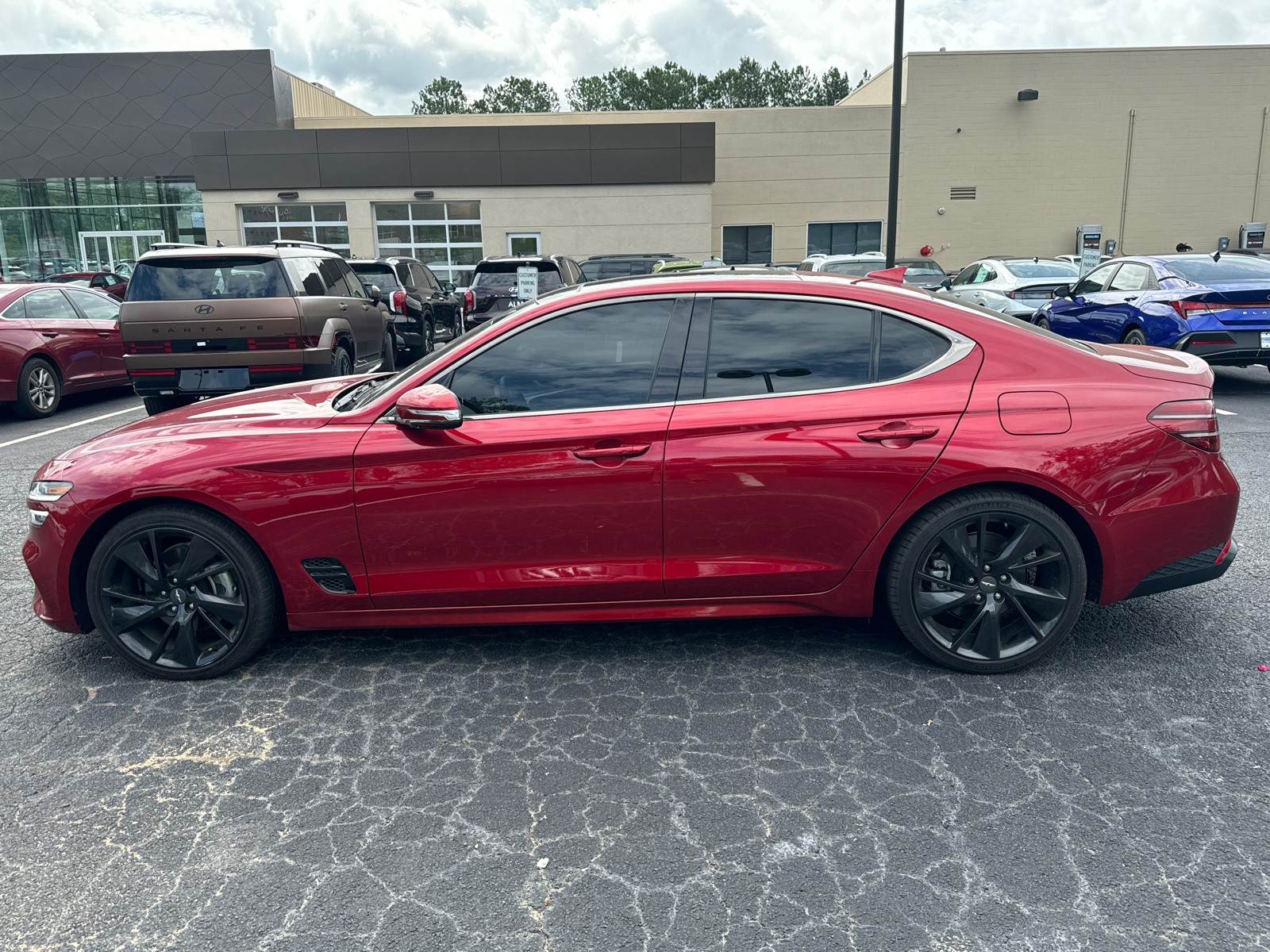 2023 Genesis G70 2.0T 11