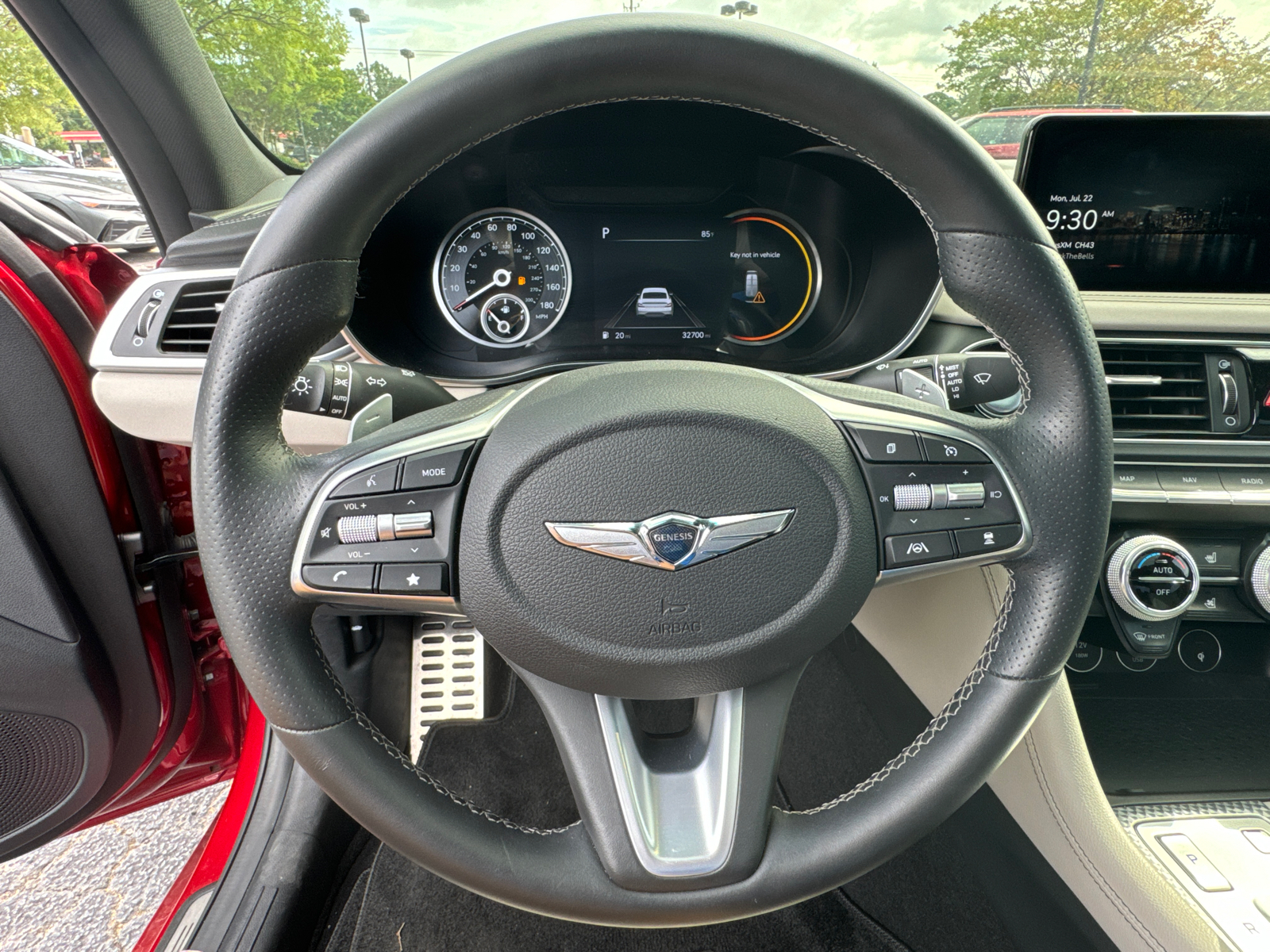 2023 Genesis G70 2.0T 28