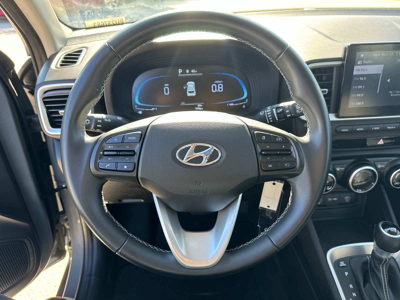 2023 Hyundai Venue SEL 25