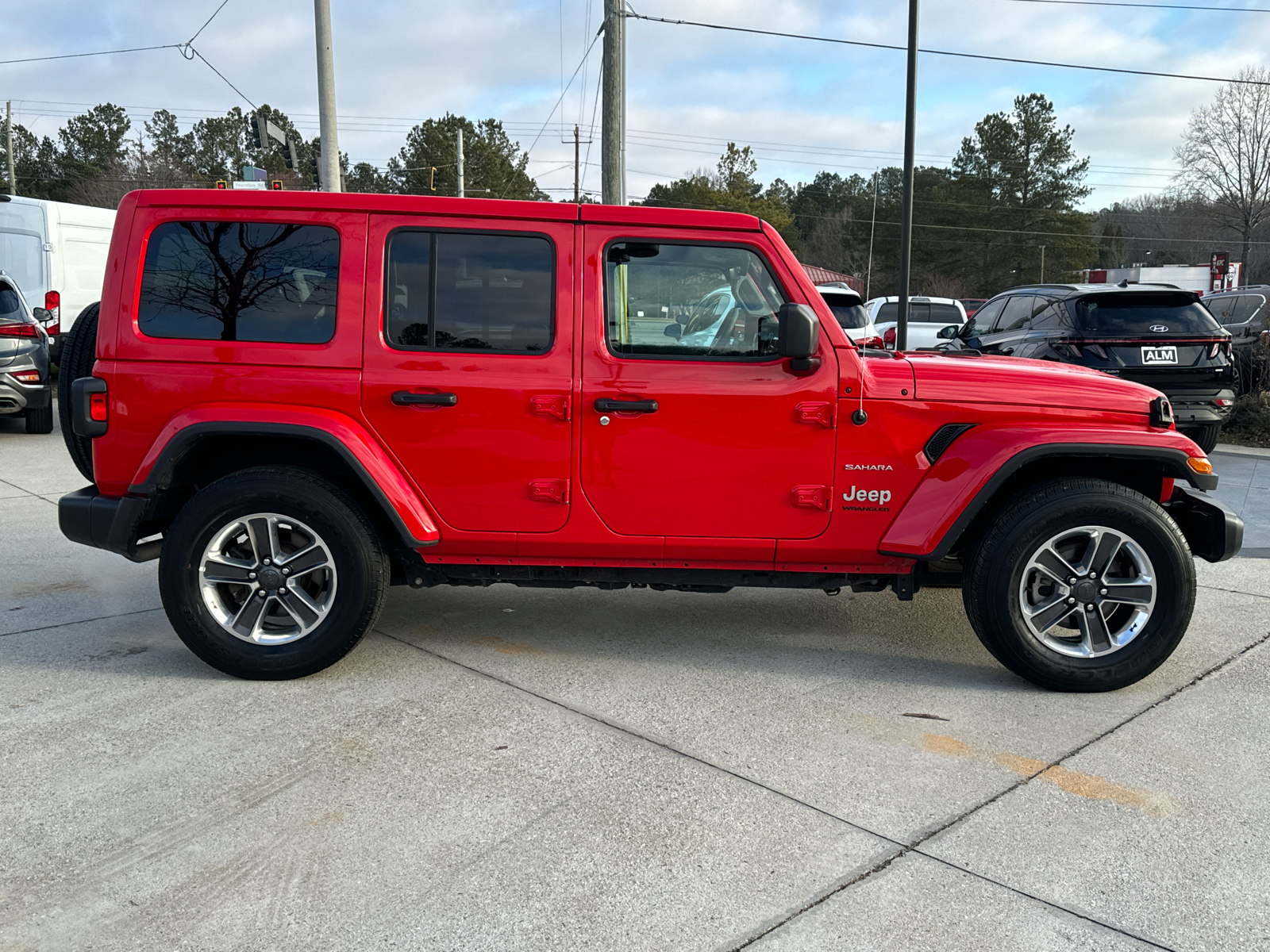 2023 Jeep Wrangler Sahara 4