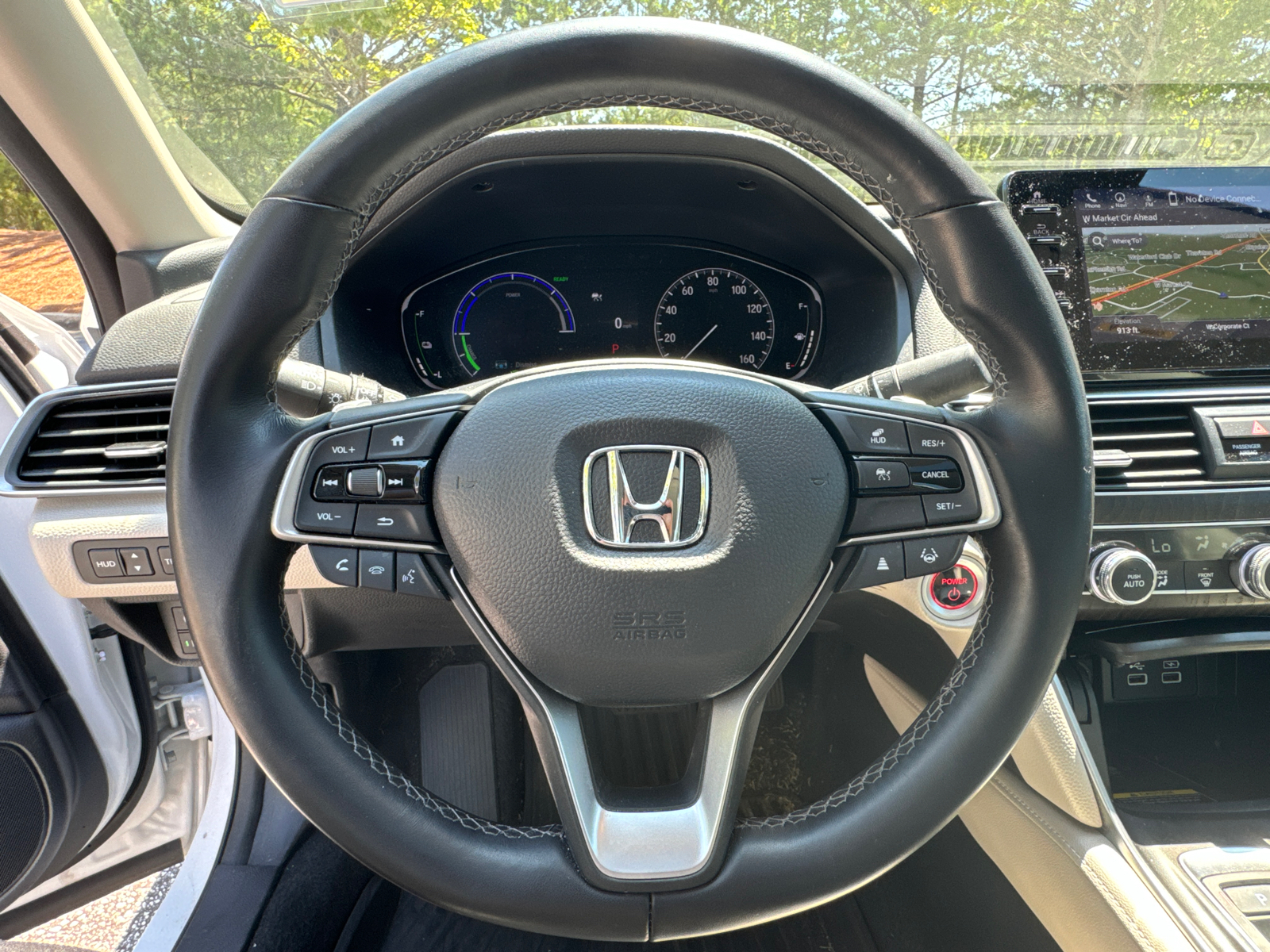 2022 Honda Accord Hybrid Touring 28