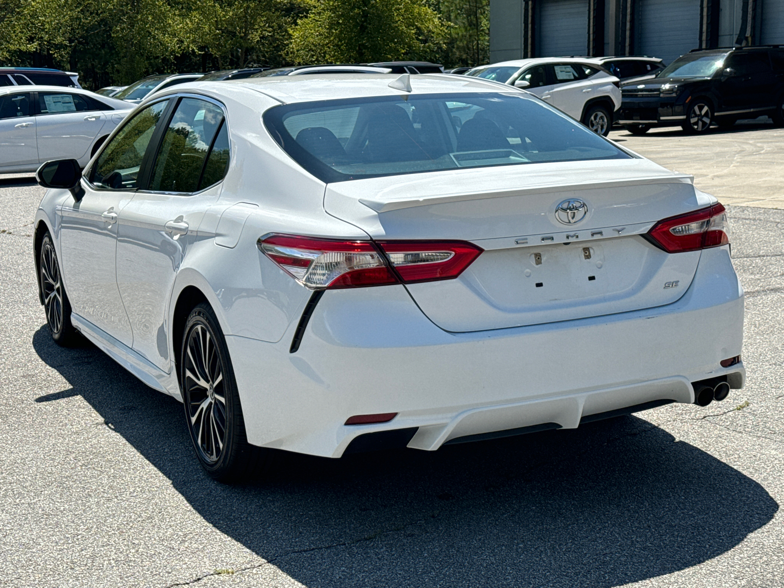 2020 Toyota Camry SE 5