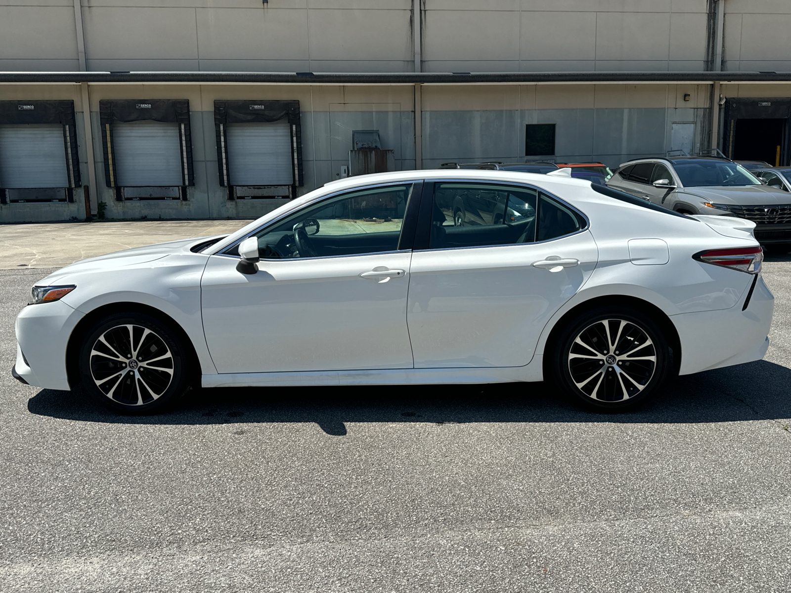 2020 Toyota Camry SE 7