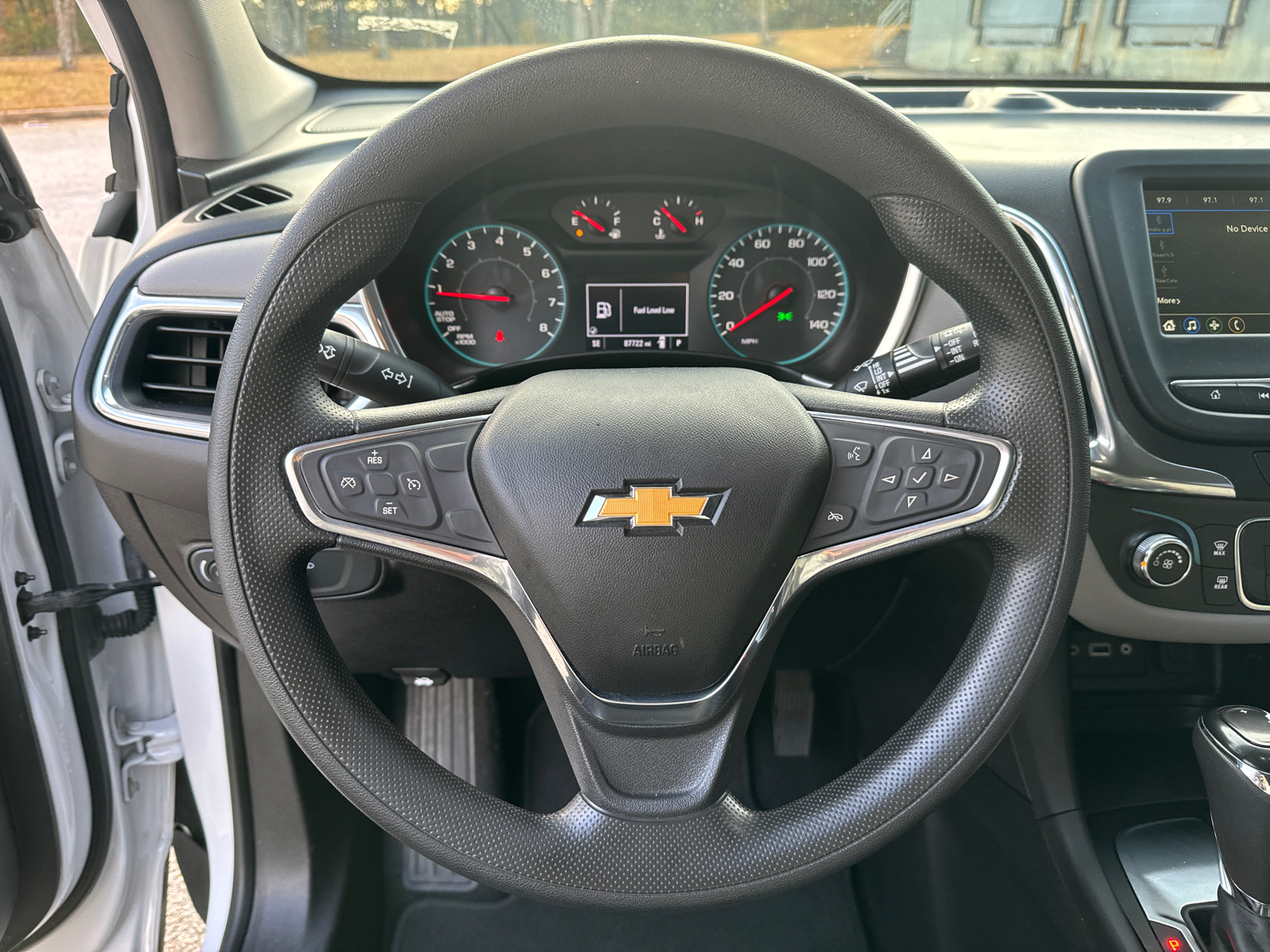 2019 Chevrolet Equinox LS 25