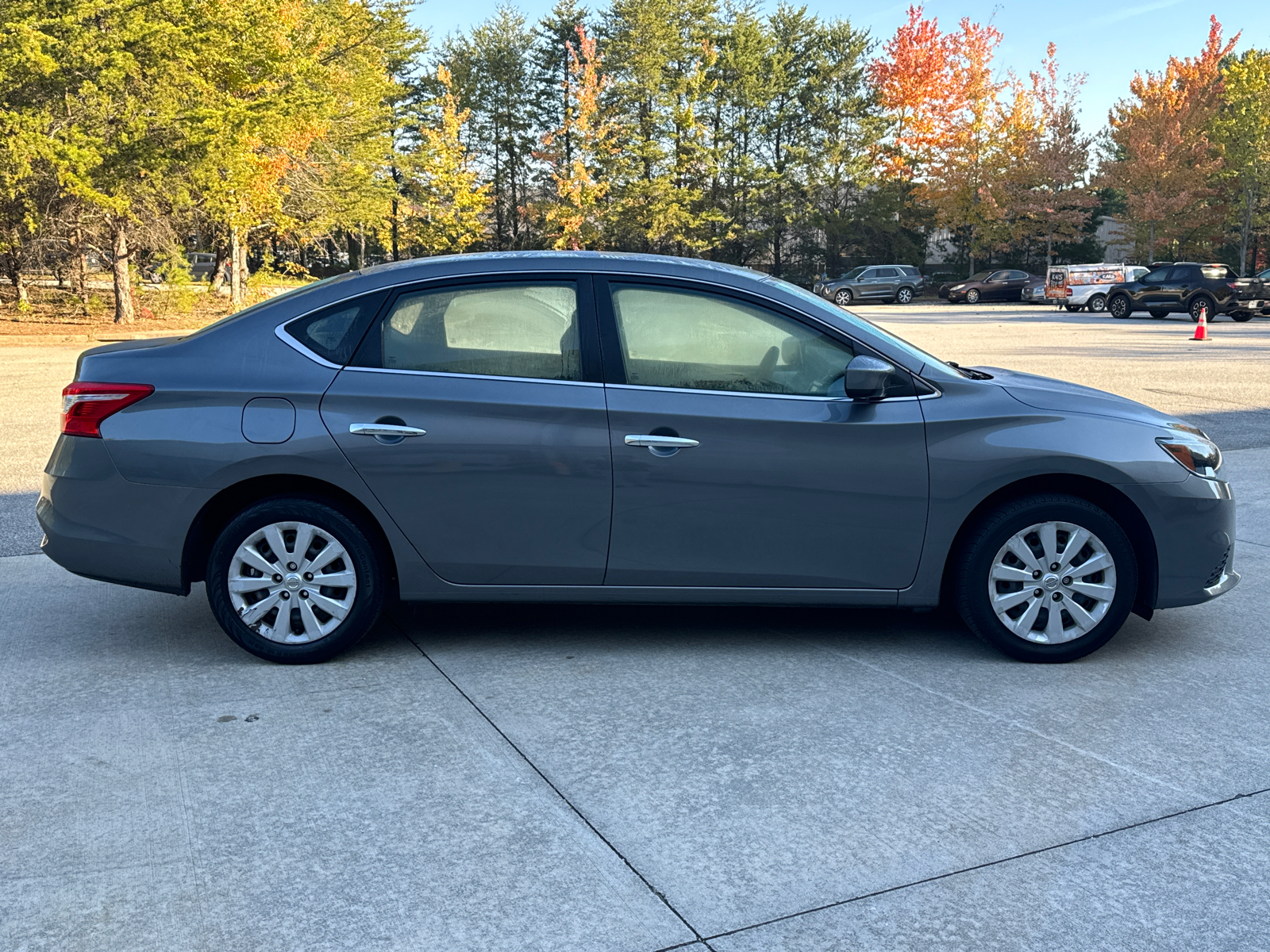 2019 Nissan Sentra S 4