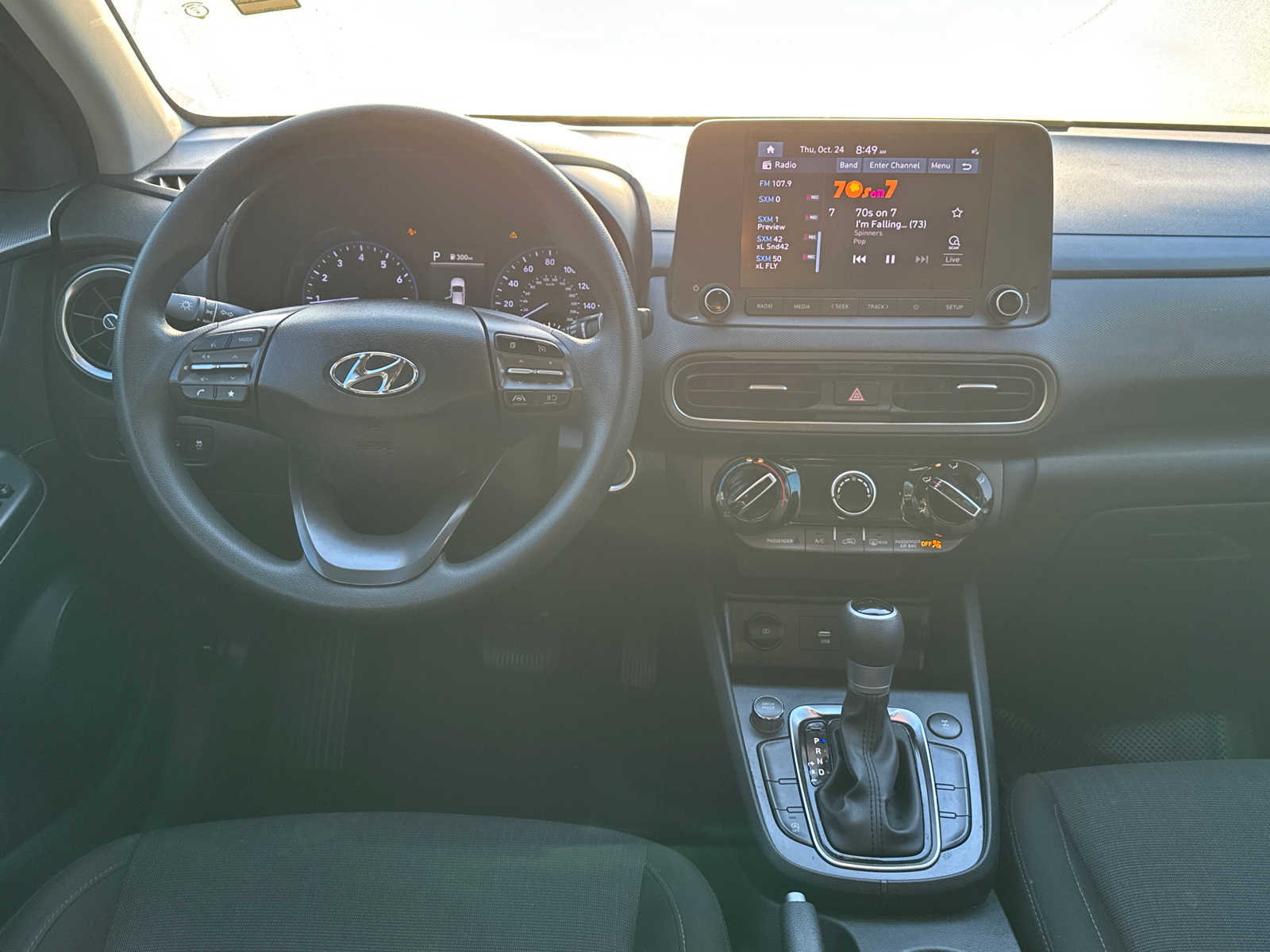 2023 Hyundai Kona SEL 23