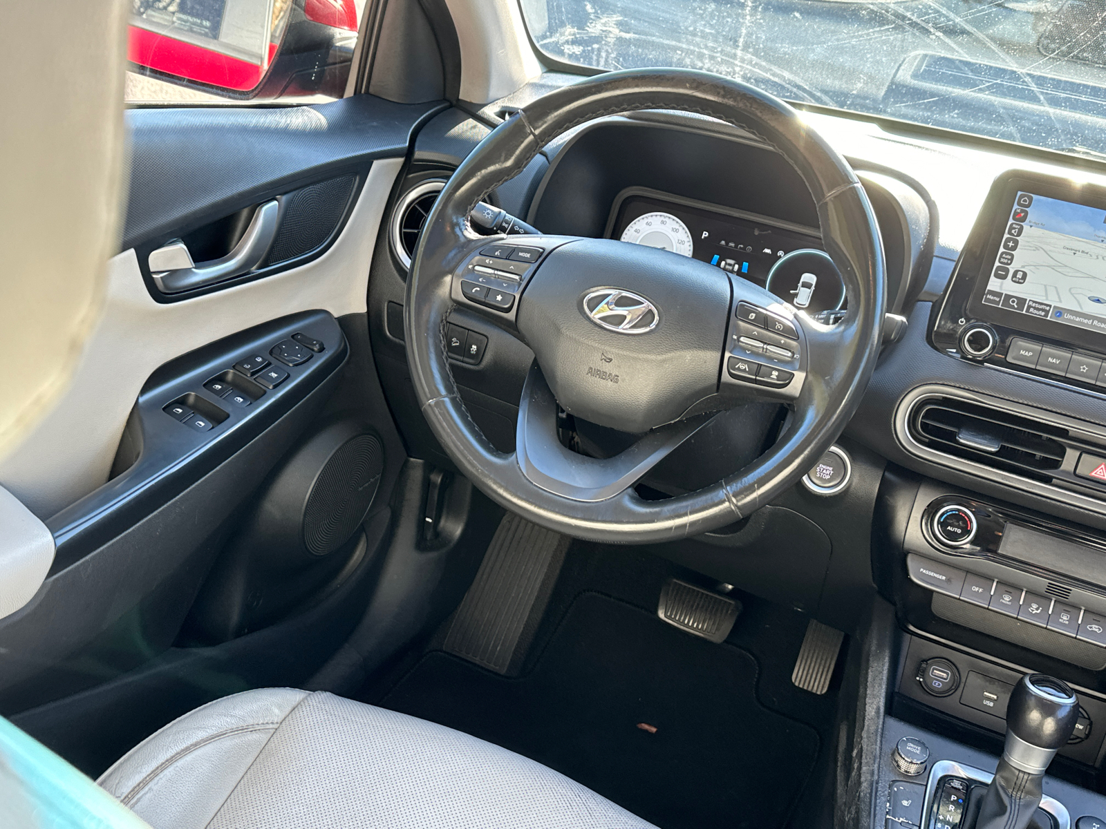 2022 Hyundai Kona Limited 24