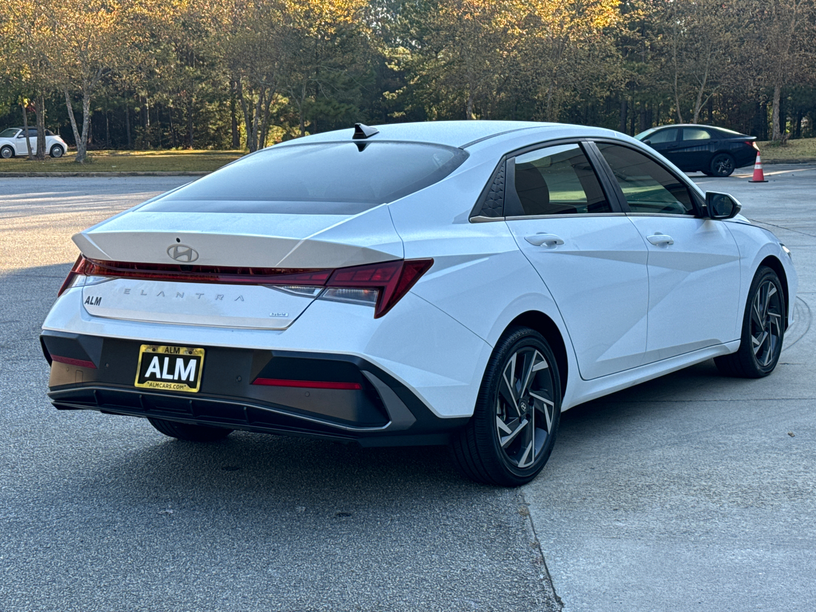 2024 Hyundai Elantra Hybrid Limited 5