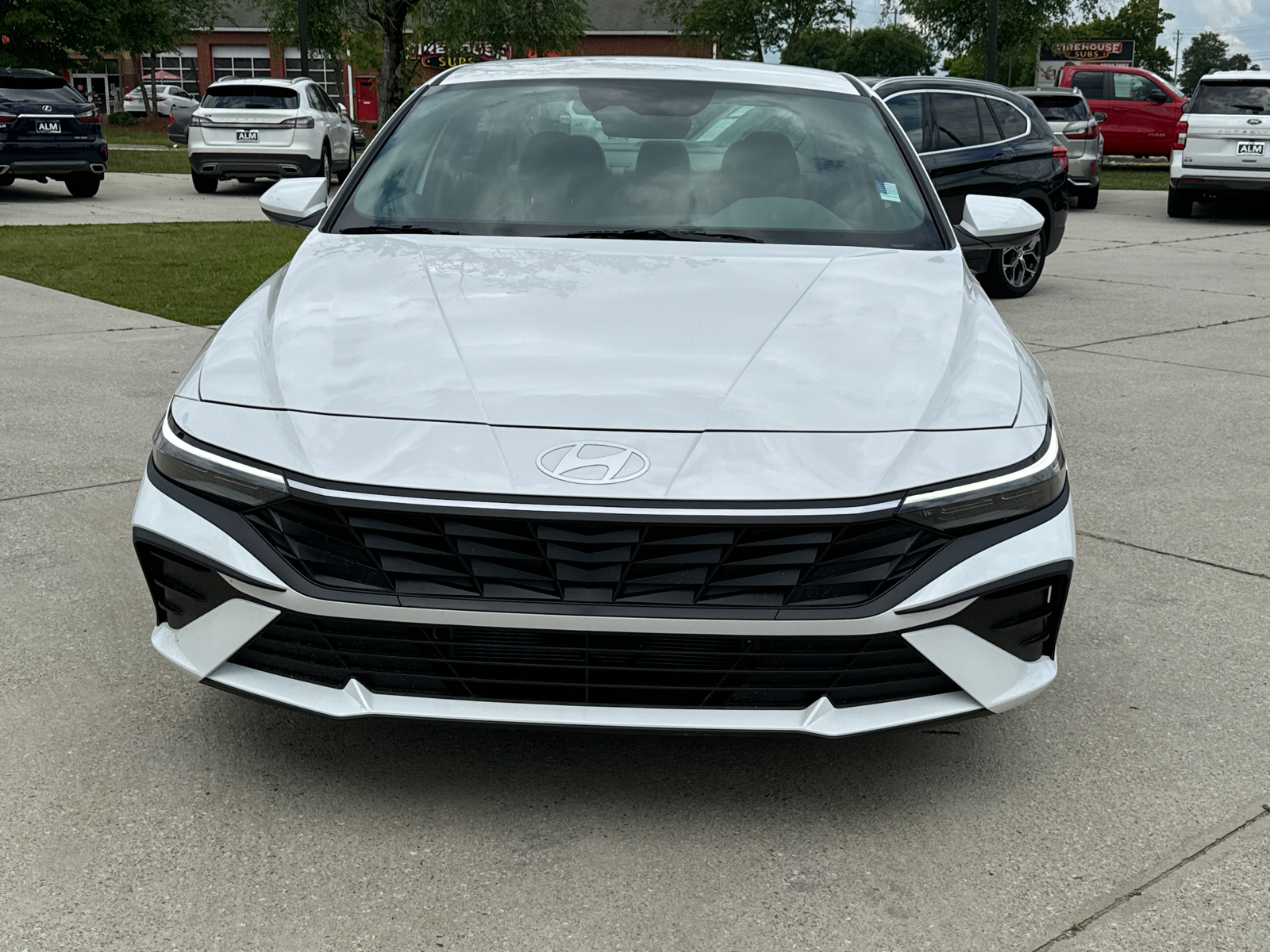 2024 Hyundai Elantra Hybrid Blue 2