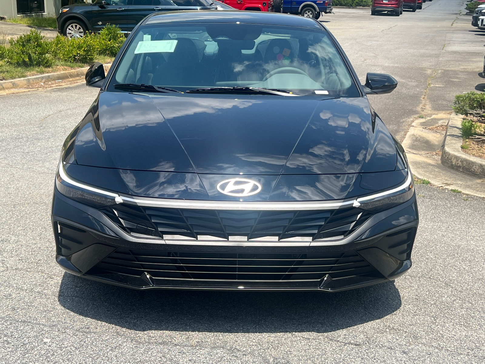 2024 Hyundai Elantra Hybrid Blue 2