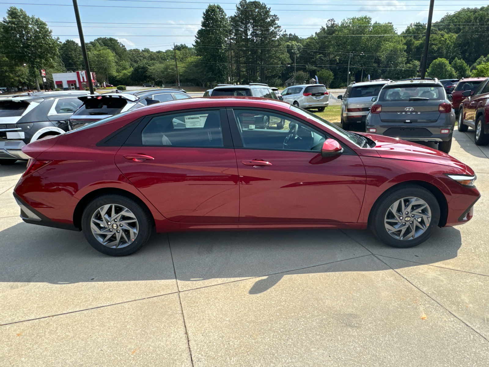 2024 Hyundai Elantra Hybrid Blue 5