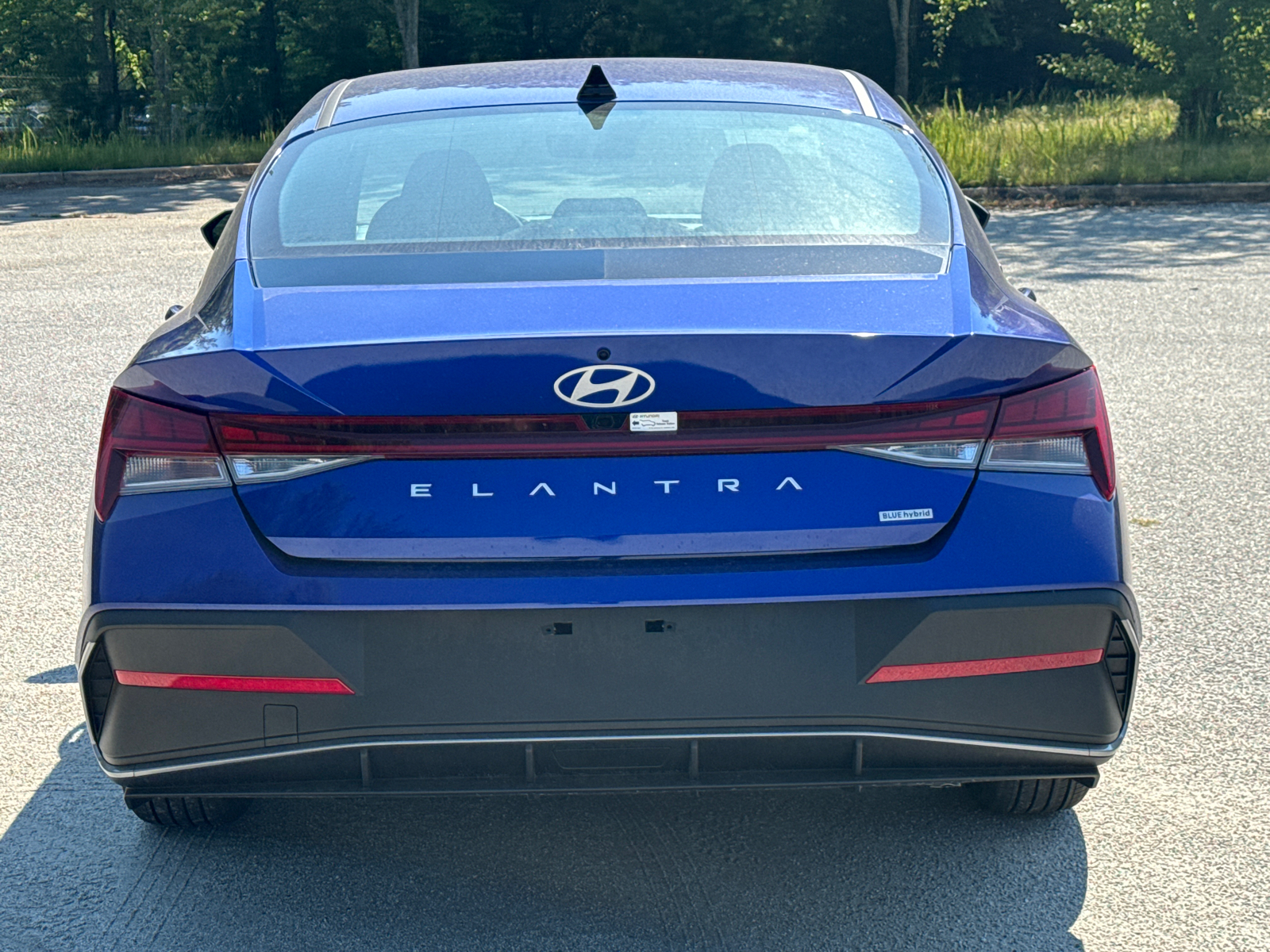 2024 Hyundai Elantra Hybrid Blue 8