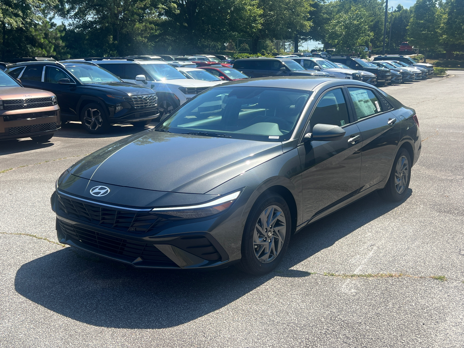 2024 Hyundai Elantra Hybrid Blue 1