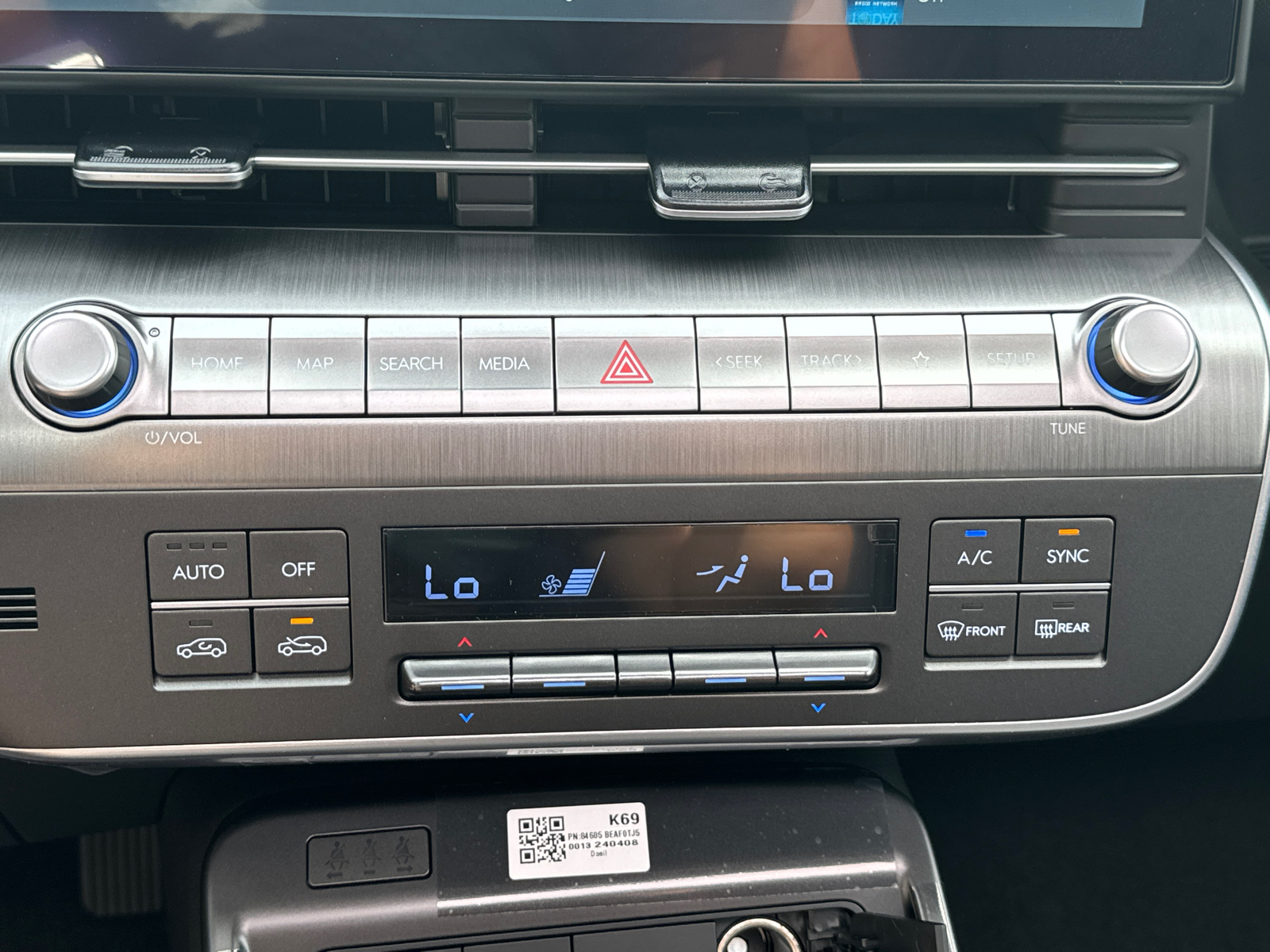 2024 Hyundai Kona Limited 35