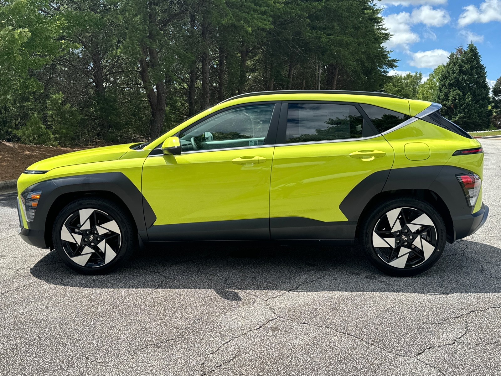 2024 Hyundai Kona Limited 11