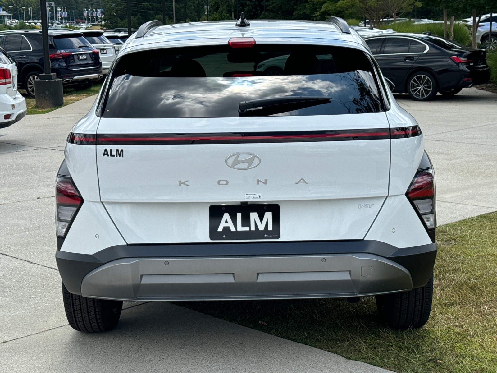 2024 Hyundai Kona Limited 8