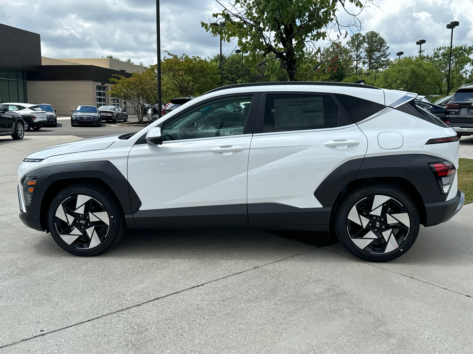 2024 Hyundai Kona Limited 11