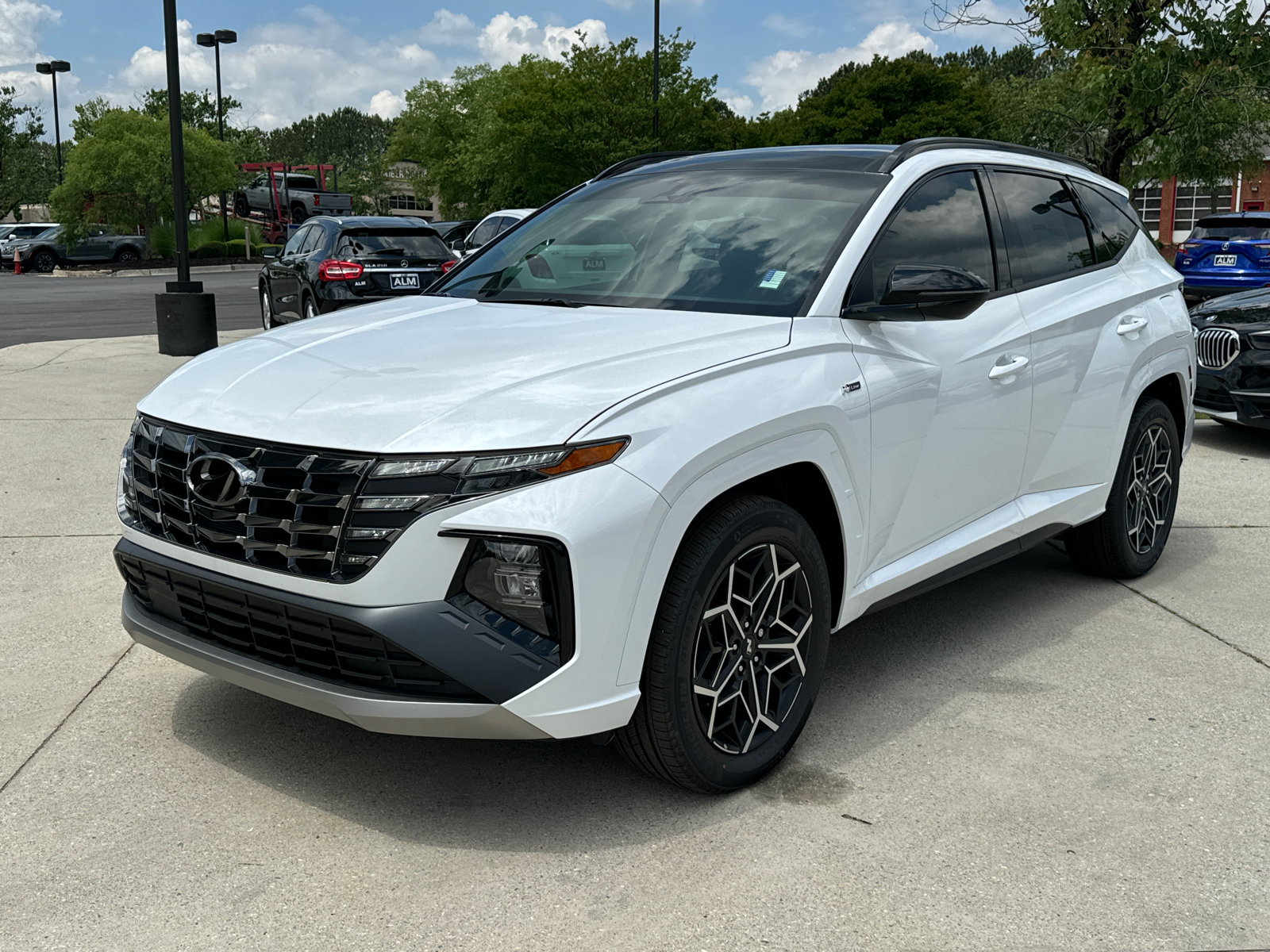 2024 Hyundai Tucson Hybrid N Line 1