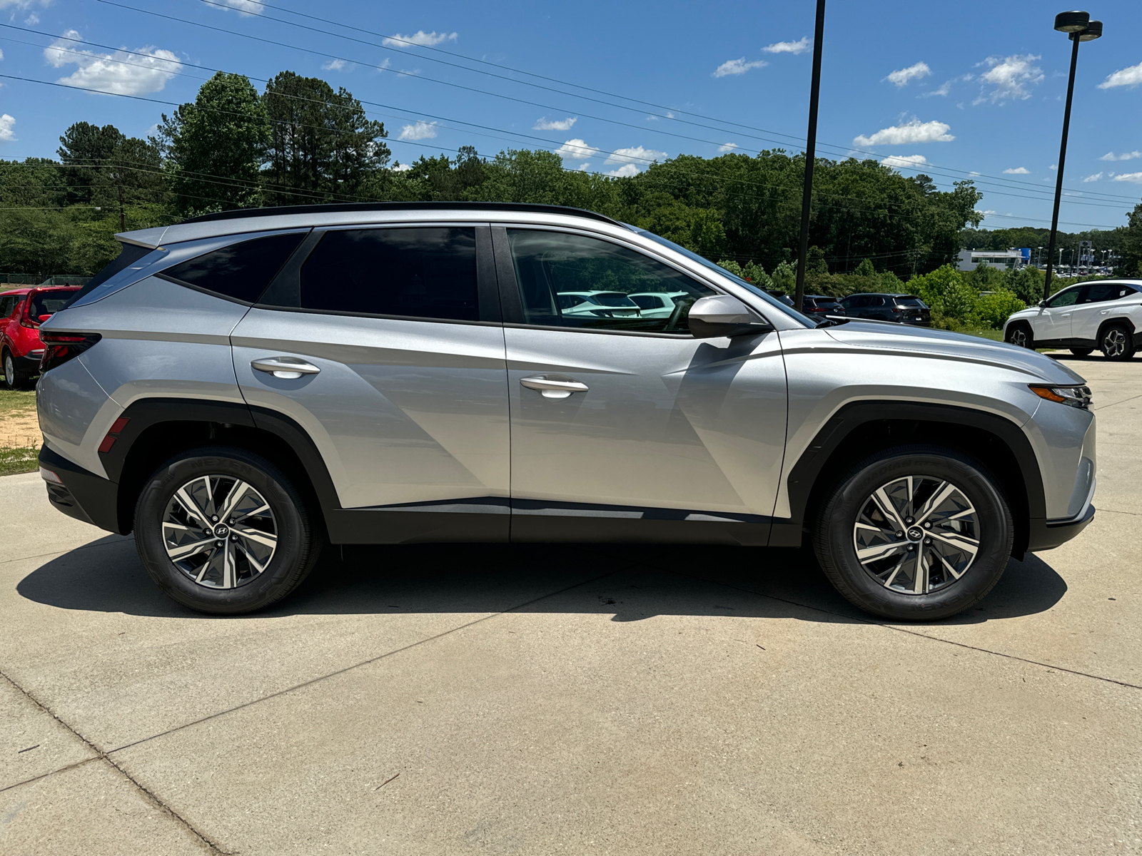 2024 Hyundai Tucson Hybrid Blue 4