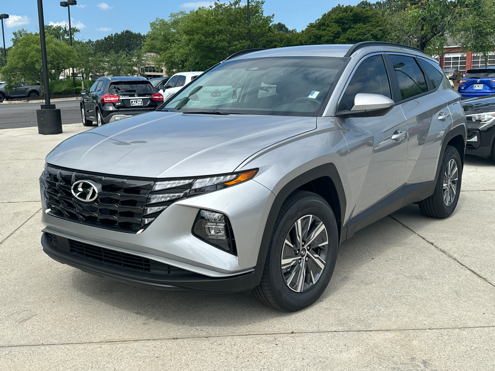 2024 Hyundai Tucson Hybrid Blue 1