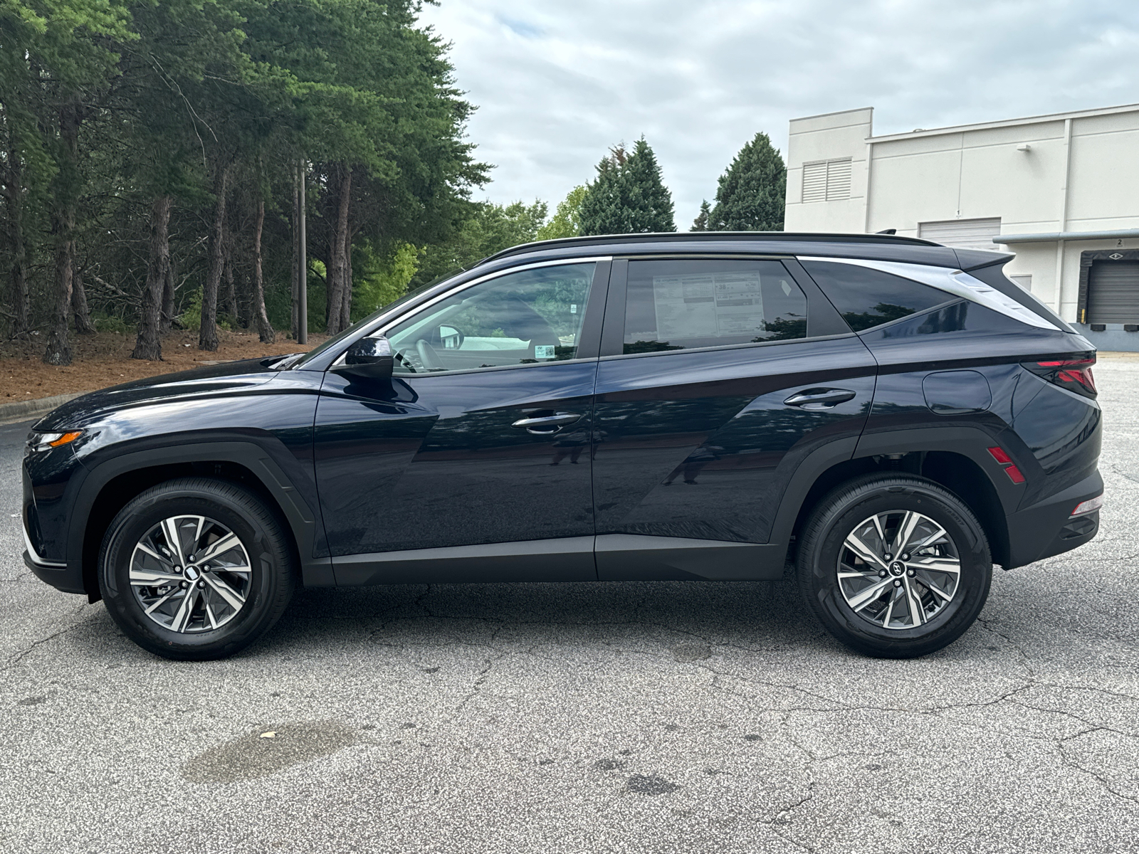 2024 Hyundai Tucson Hybrid Blue 11