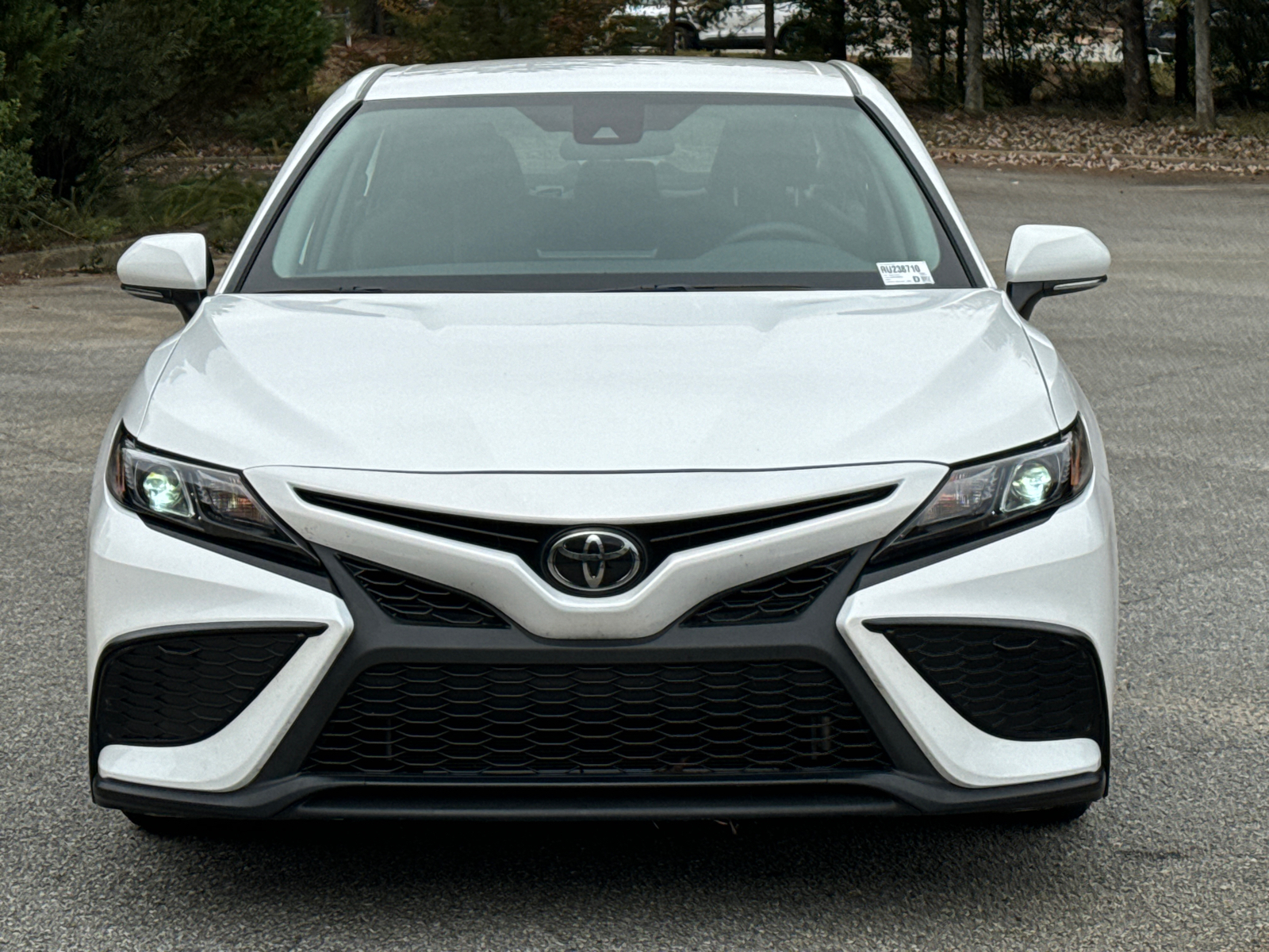 2024 Toyota Camry SE 2