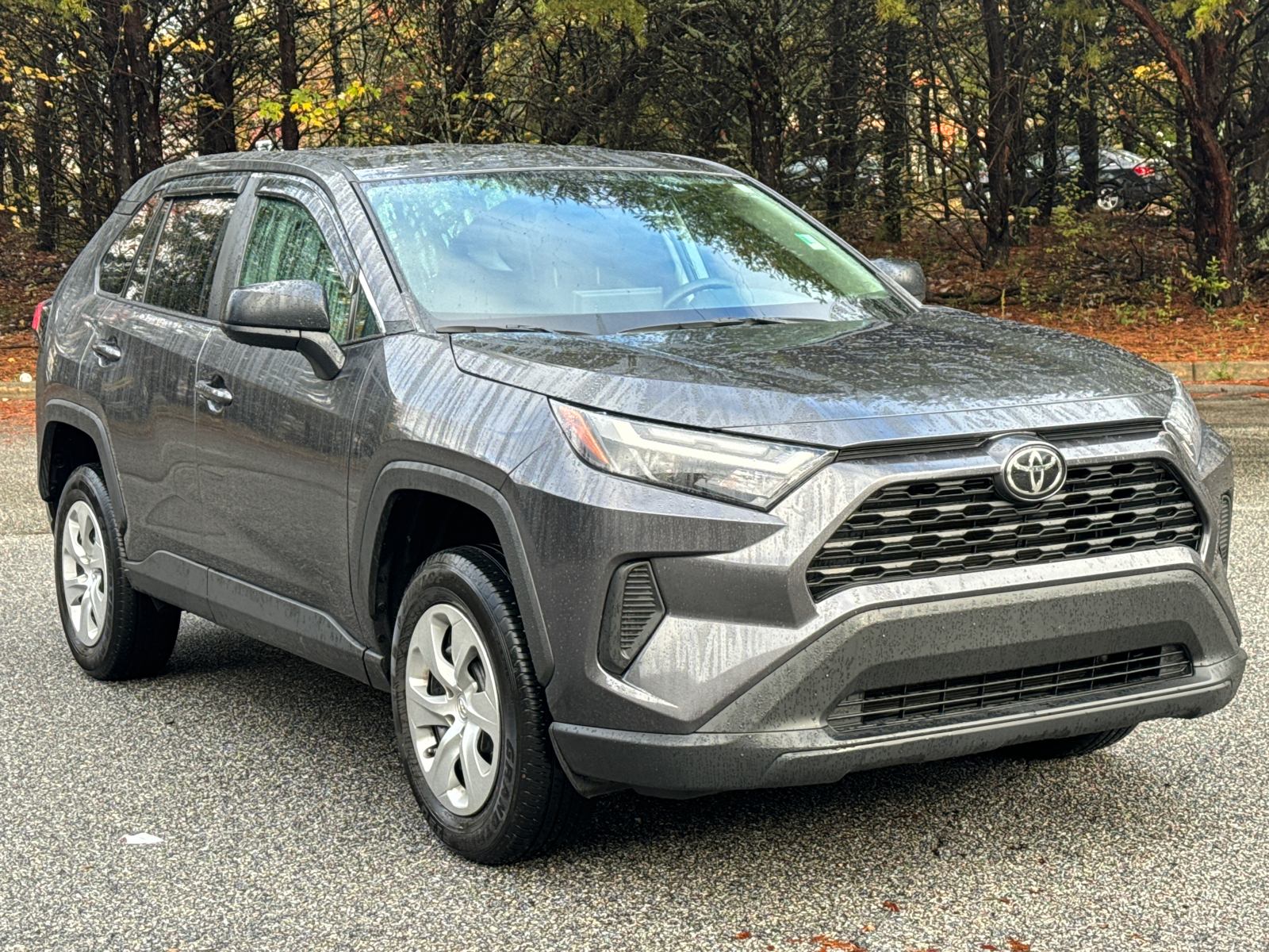 2023 Toyota RAV4 LE 3