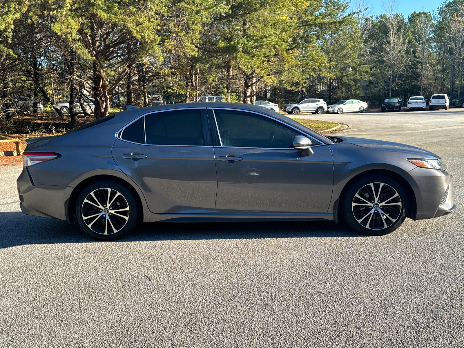 2019 Toyota Camry L 4