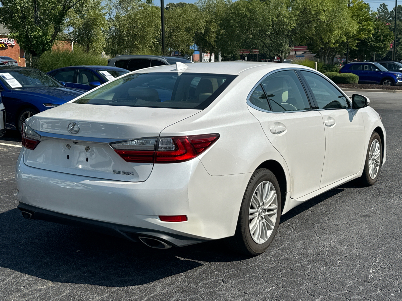 2017 Lexus ES 350 5