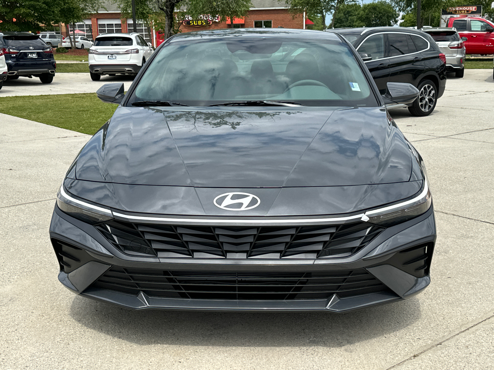 2024 Hyundai Elantra SEL 2