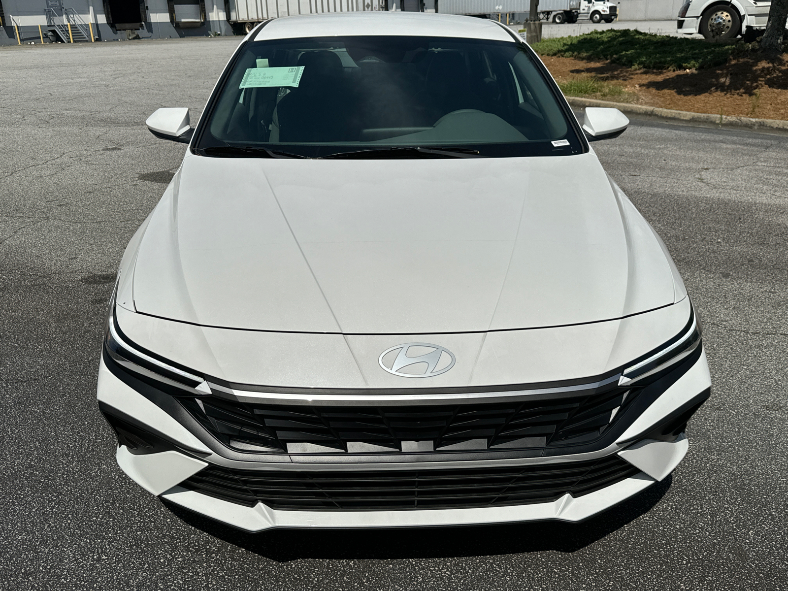 2024 Hyundai Elantra SE 3